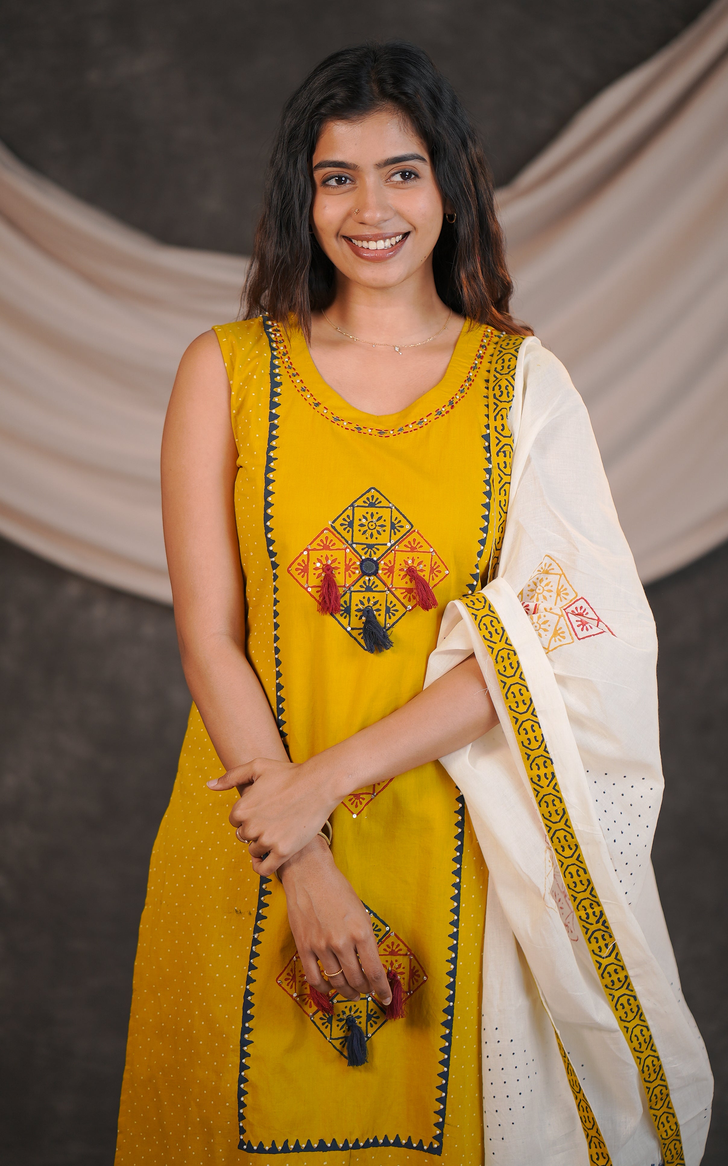 Rithisha Handblock (Kurti+Dupatta)