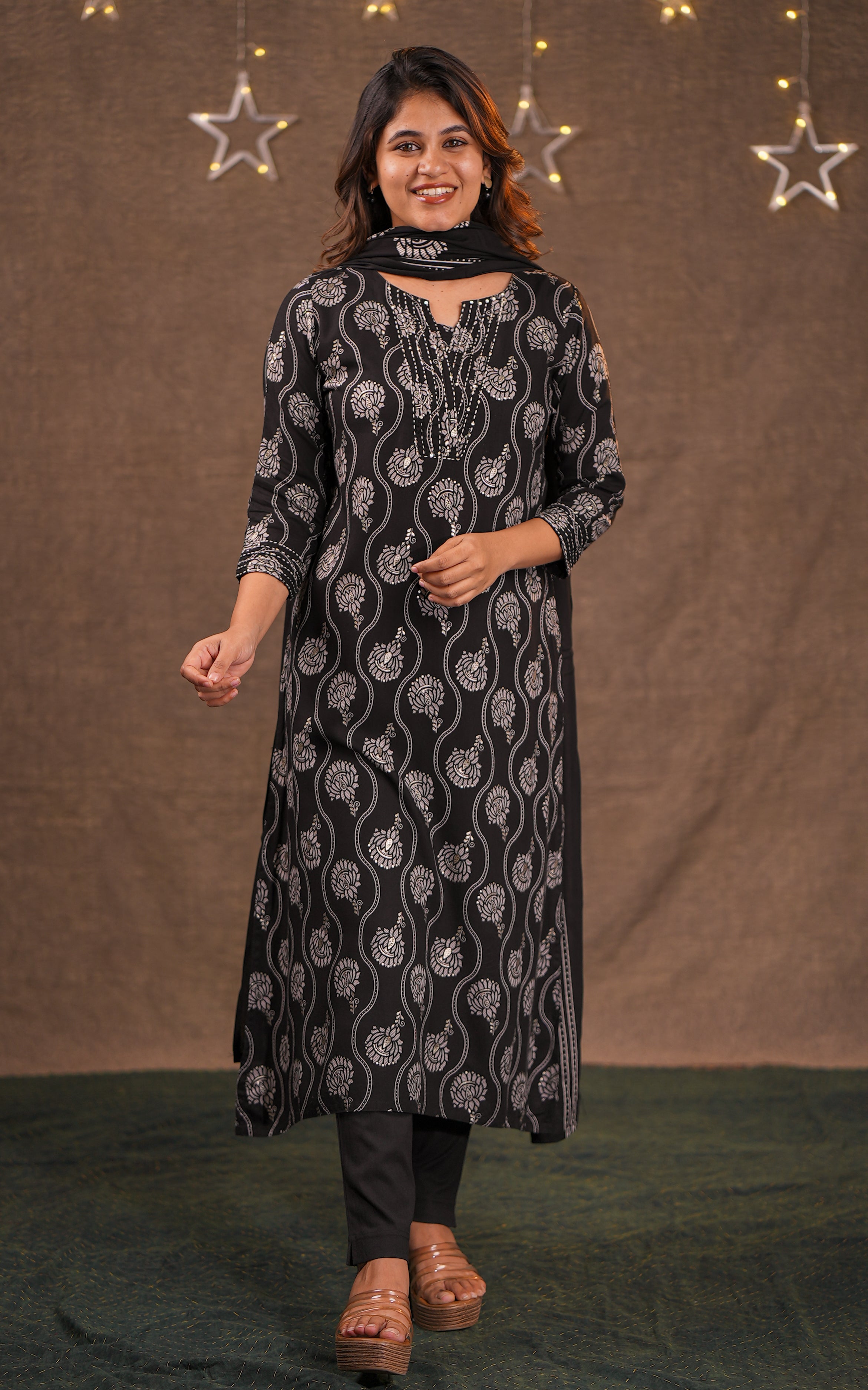 Bhavina A (Kurti+Dupatta)