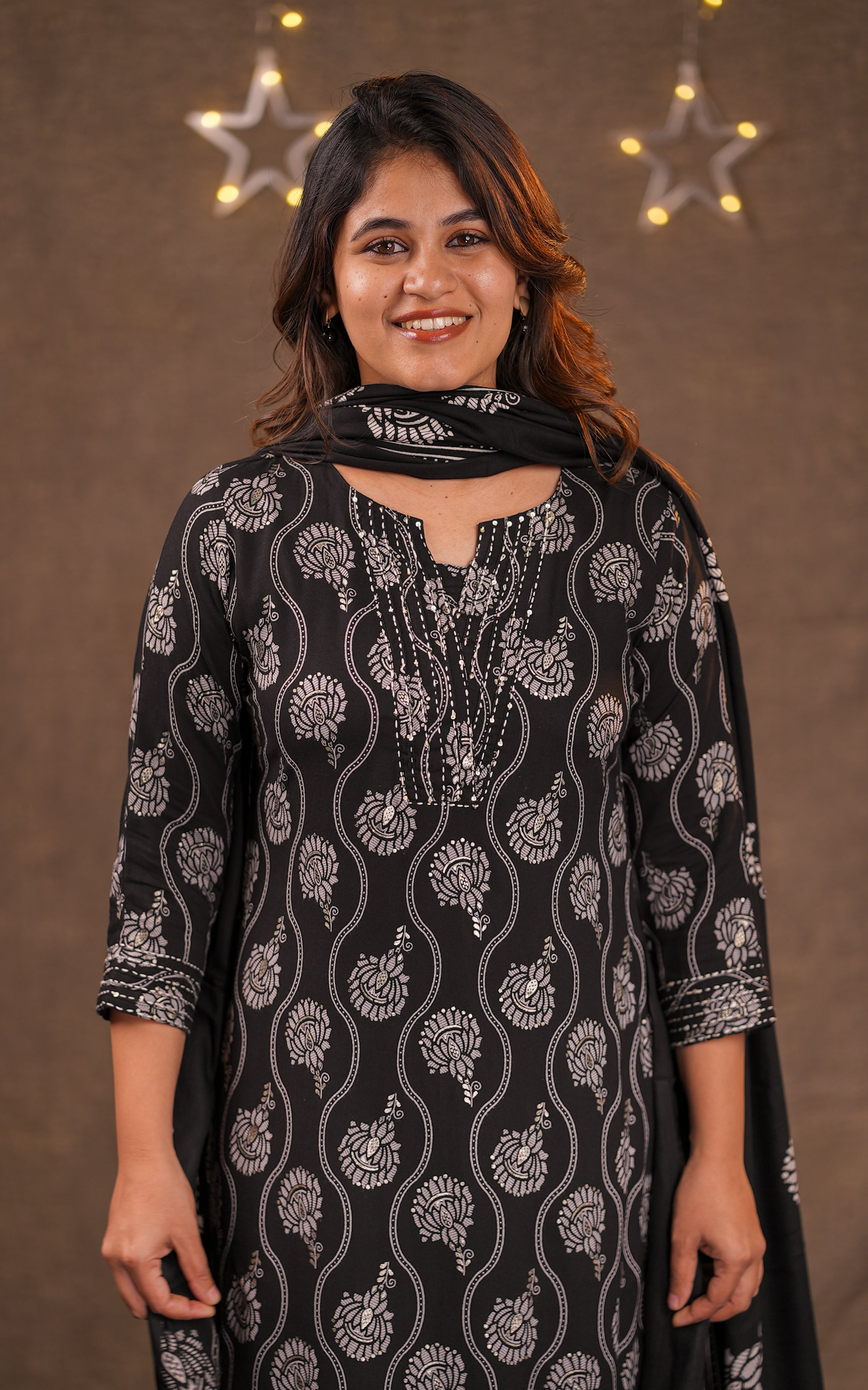Bhavina A (Kurti+Dupatta)