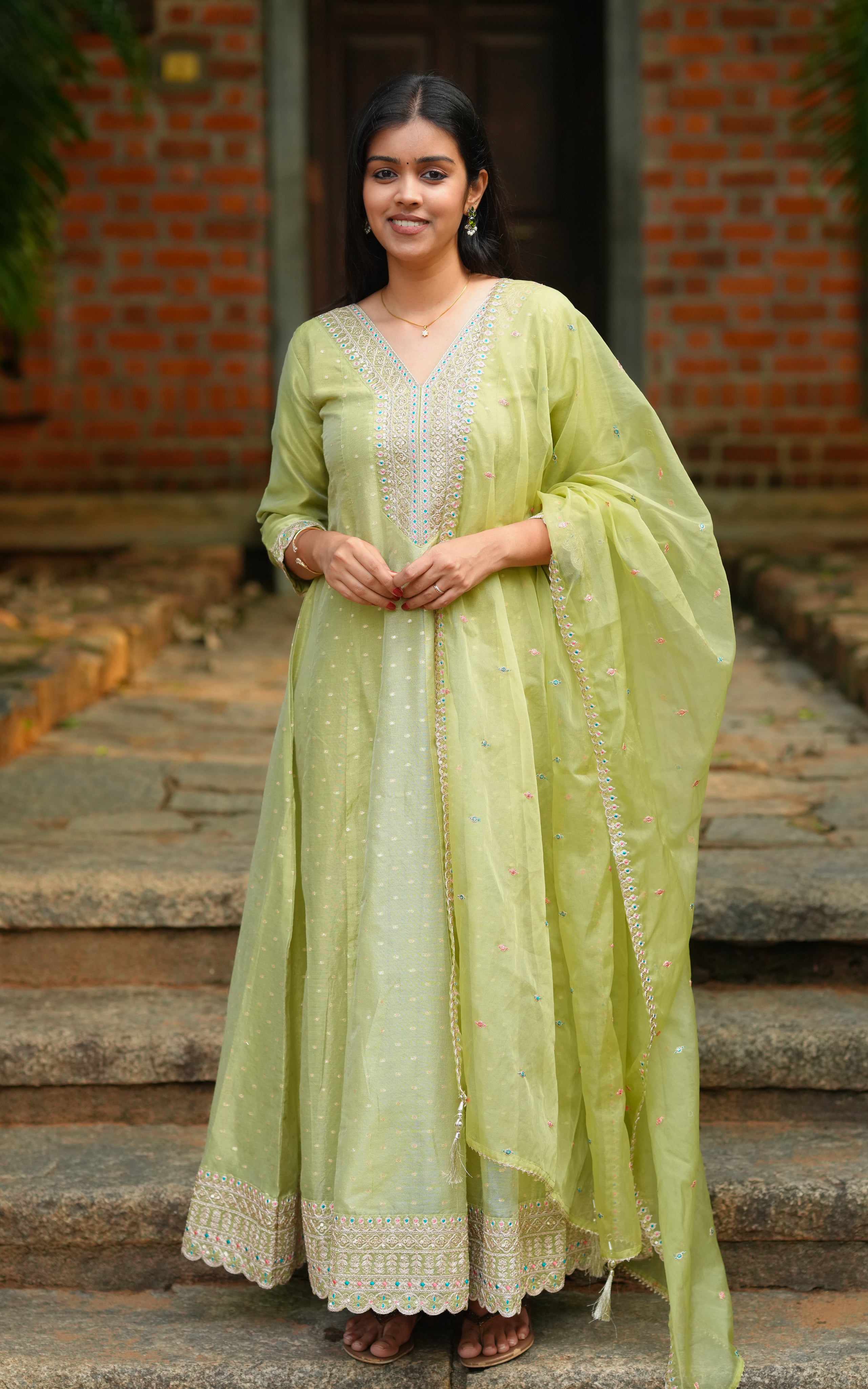 Aaradhisha (Kurti+Dupatta) KURTIS Instore