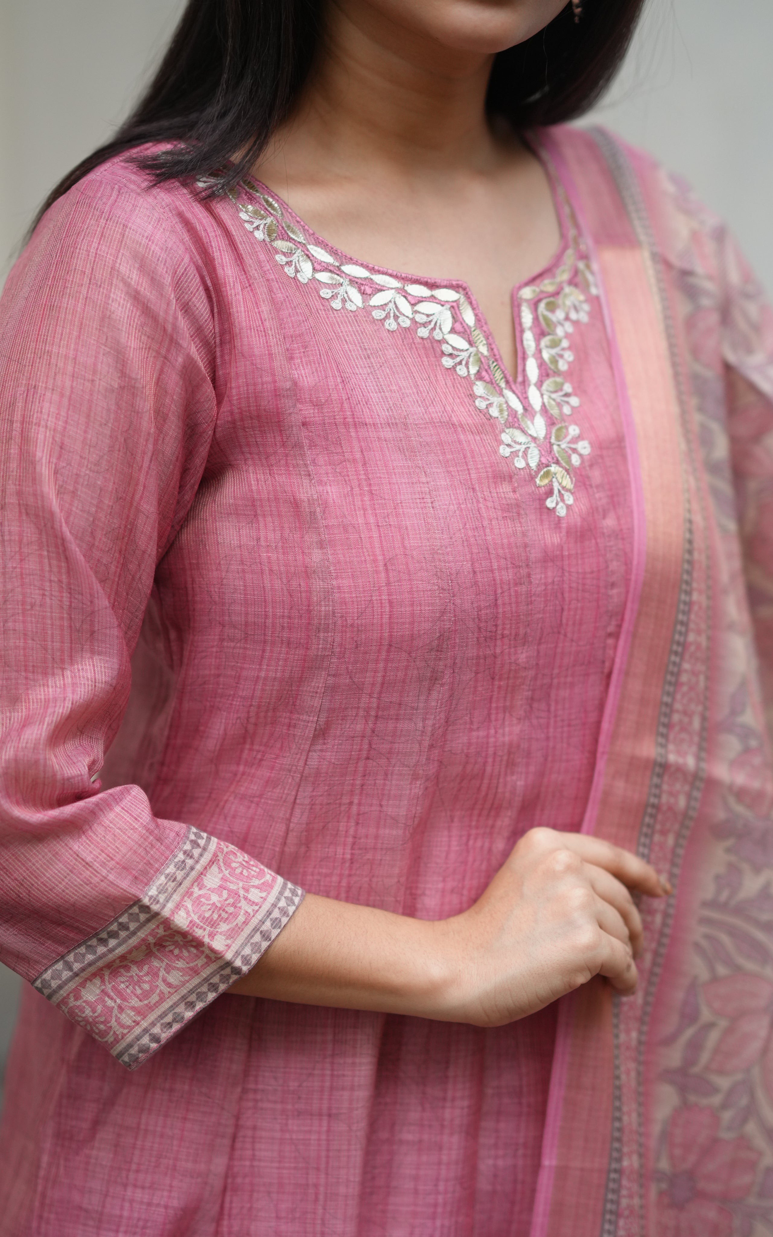 Umavadhi (Kurti+Dupatta) KURTIS Instore