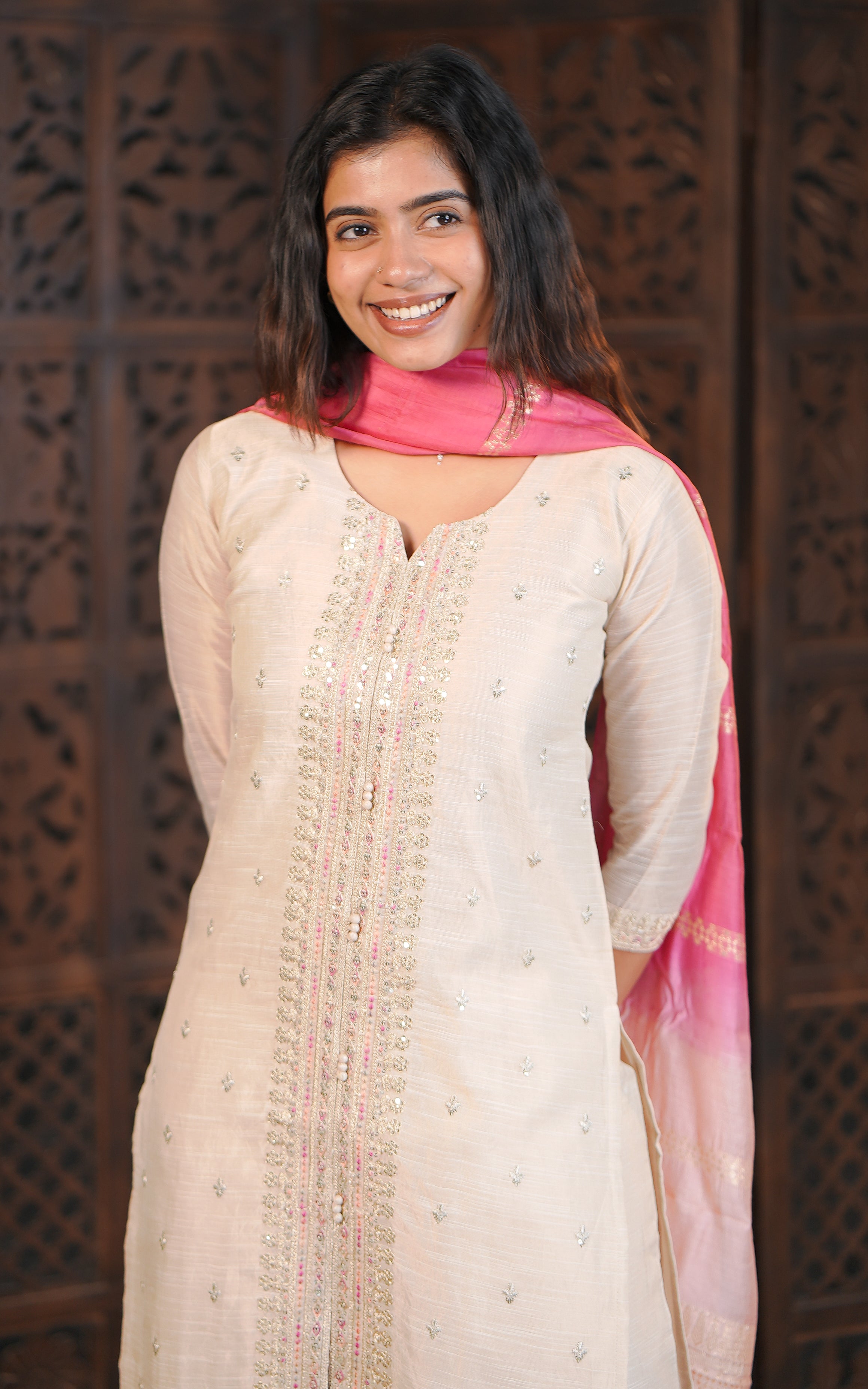 Praneeka (Kurti+Pant+Dupatta)