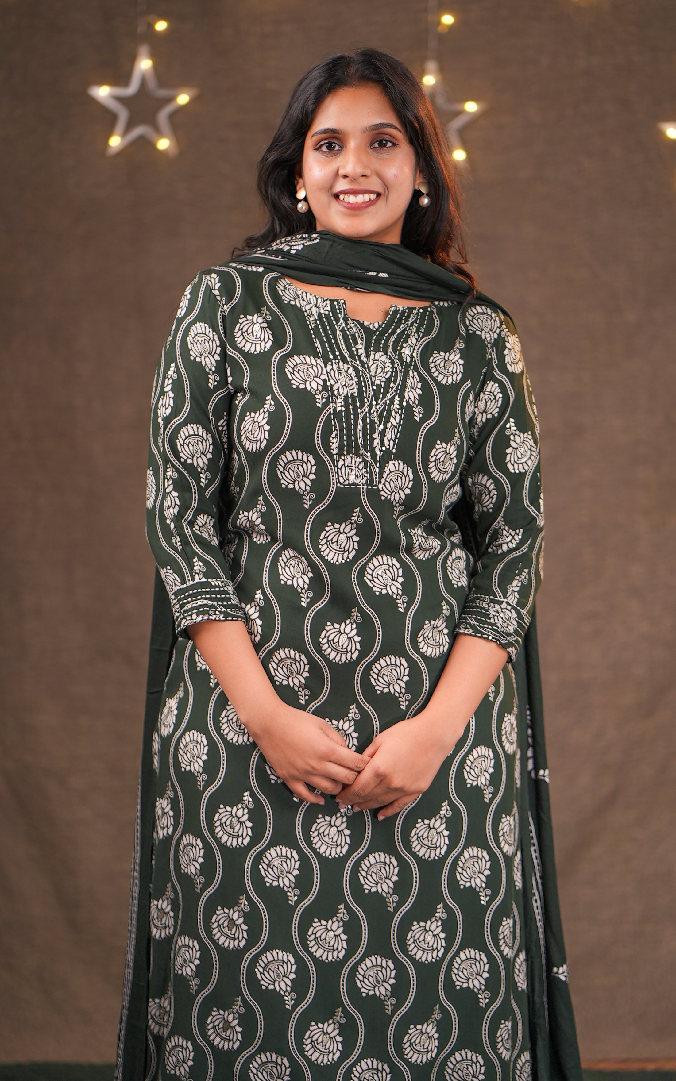 Bhavina B (Kurti+Dupatta)