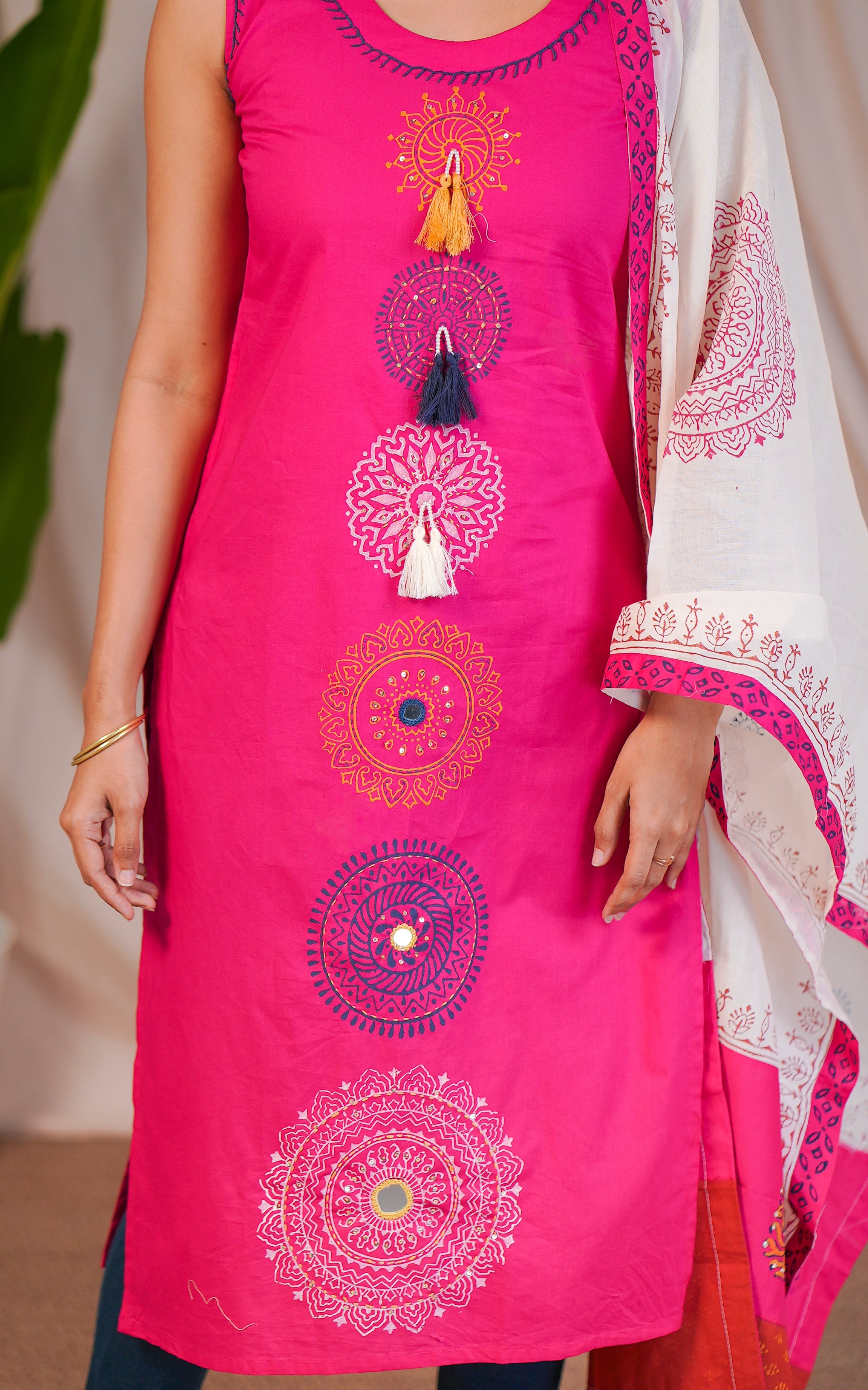 Aurumaya A Handblock (Kurti+Dupatta)