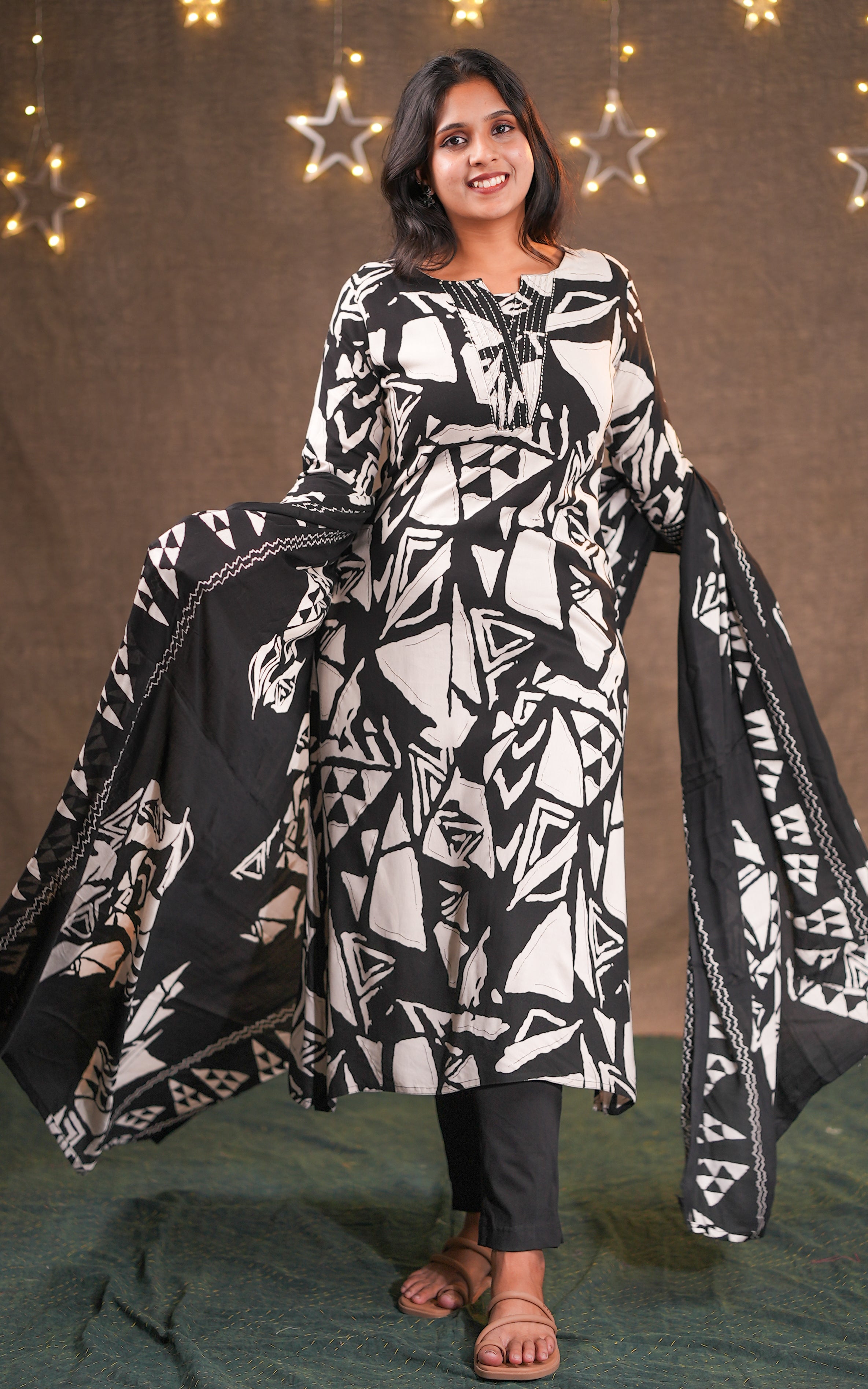 Amara (Kurti+Dupatta)