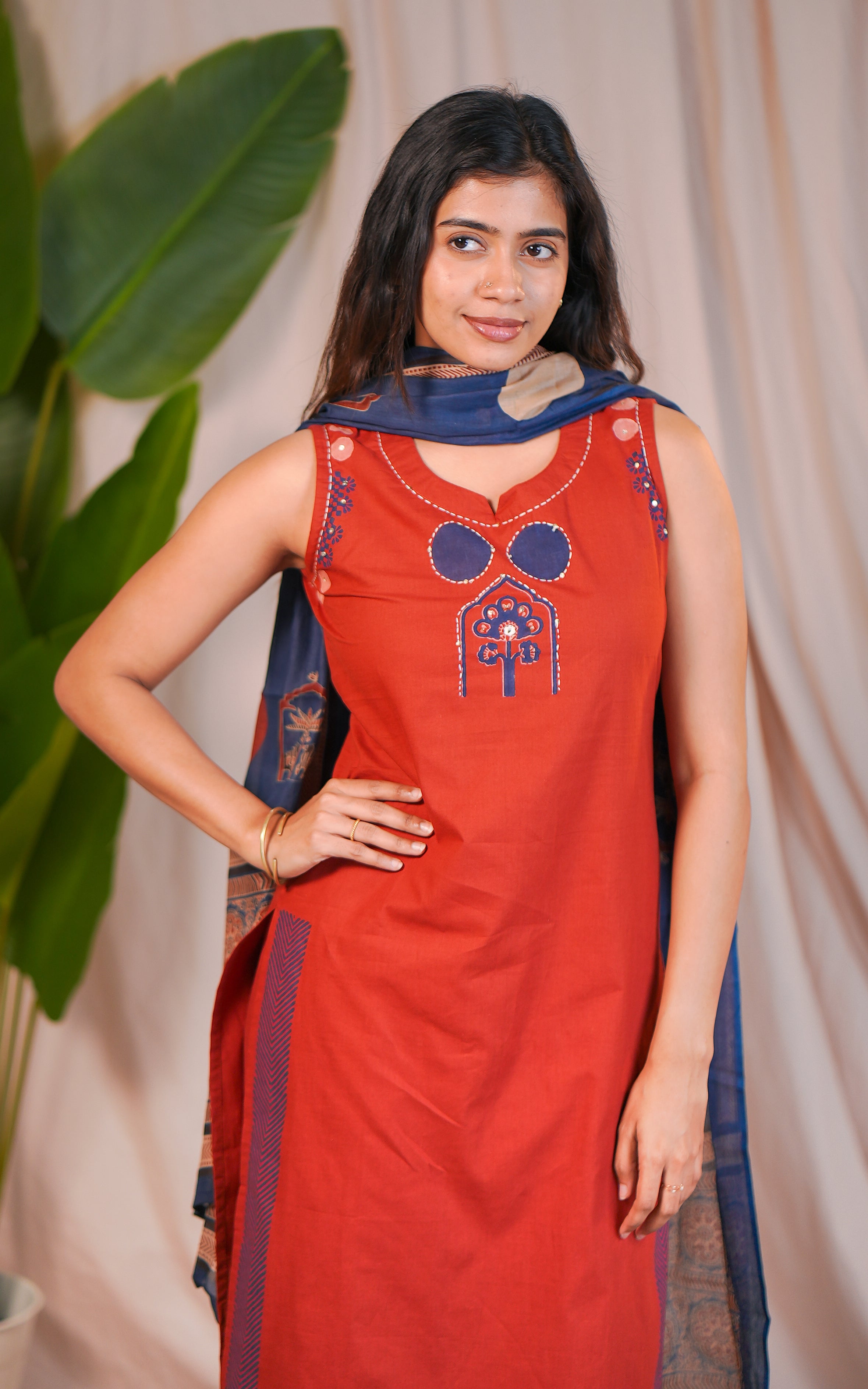 Innisai A Handblock (Kurti+Pant+Dupatta)