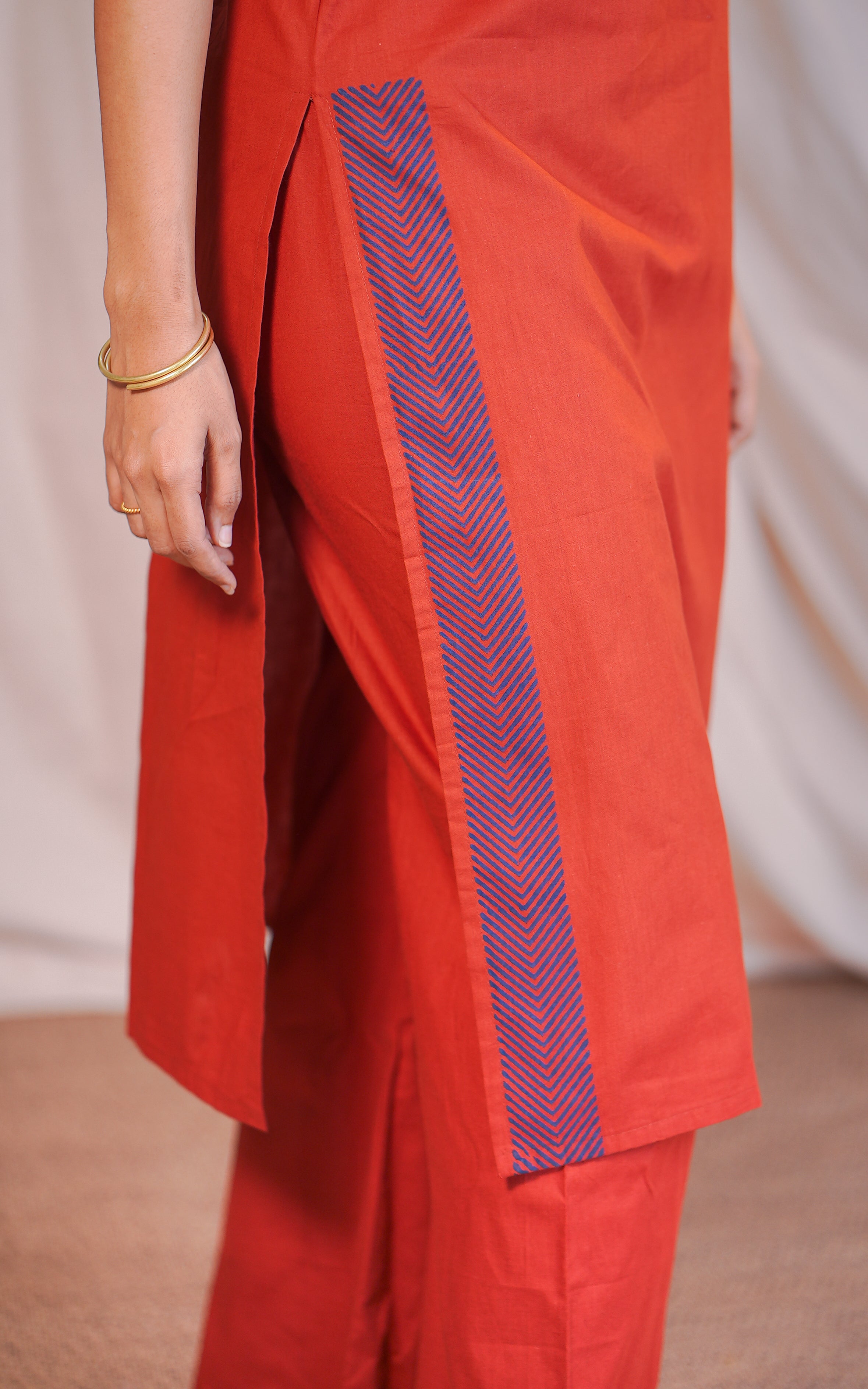 Innisai A Handblock (Kurti+Pant+Dupatta)