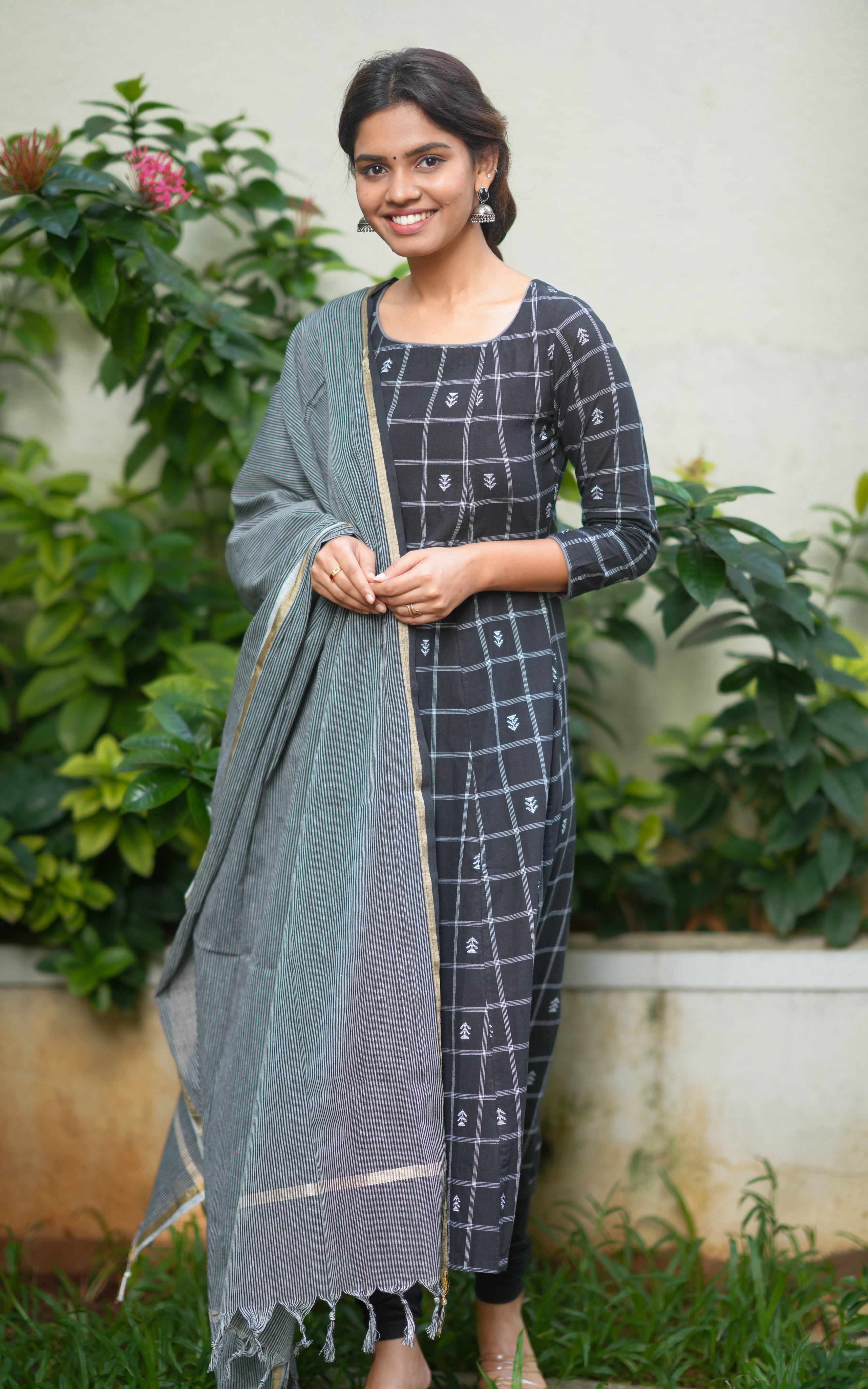 Jodi Simran Inspired 17 (Kurti+Dupatta) KURTIS instore