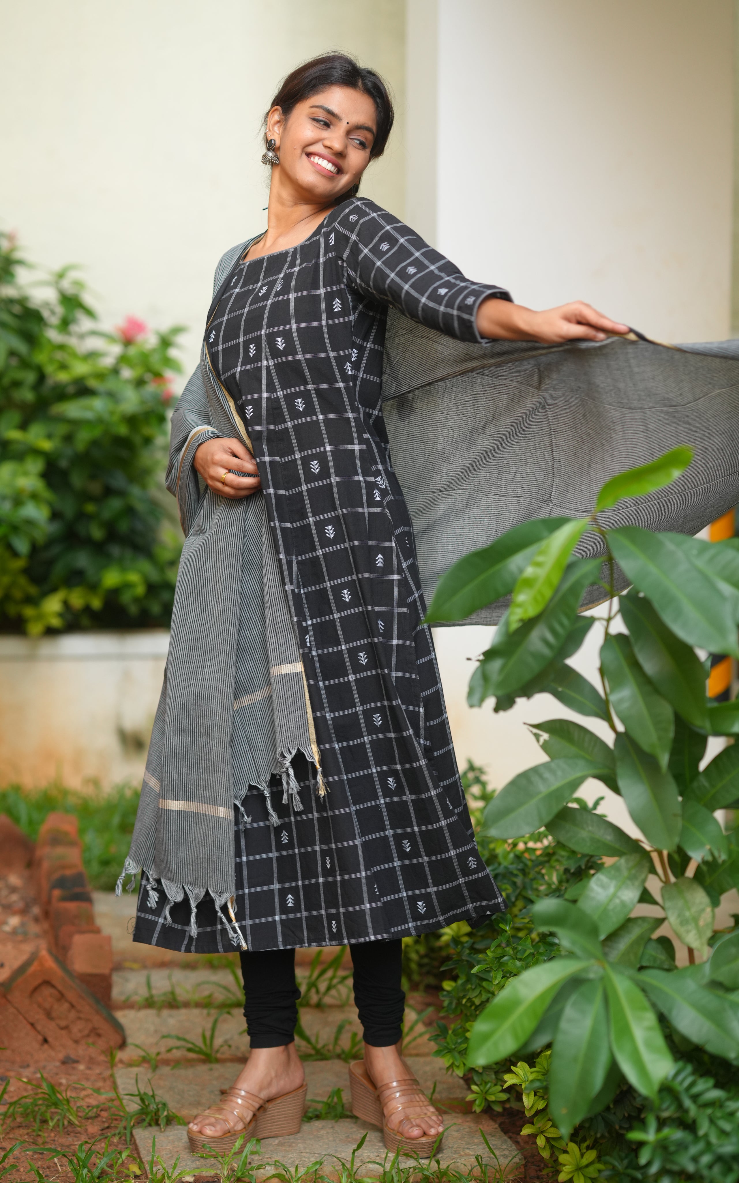 Jodi Simran Inspired 17 (Kurti+Dupatta) KURTIS instore