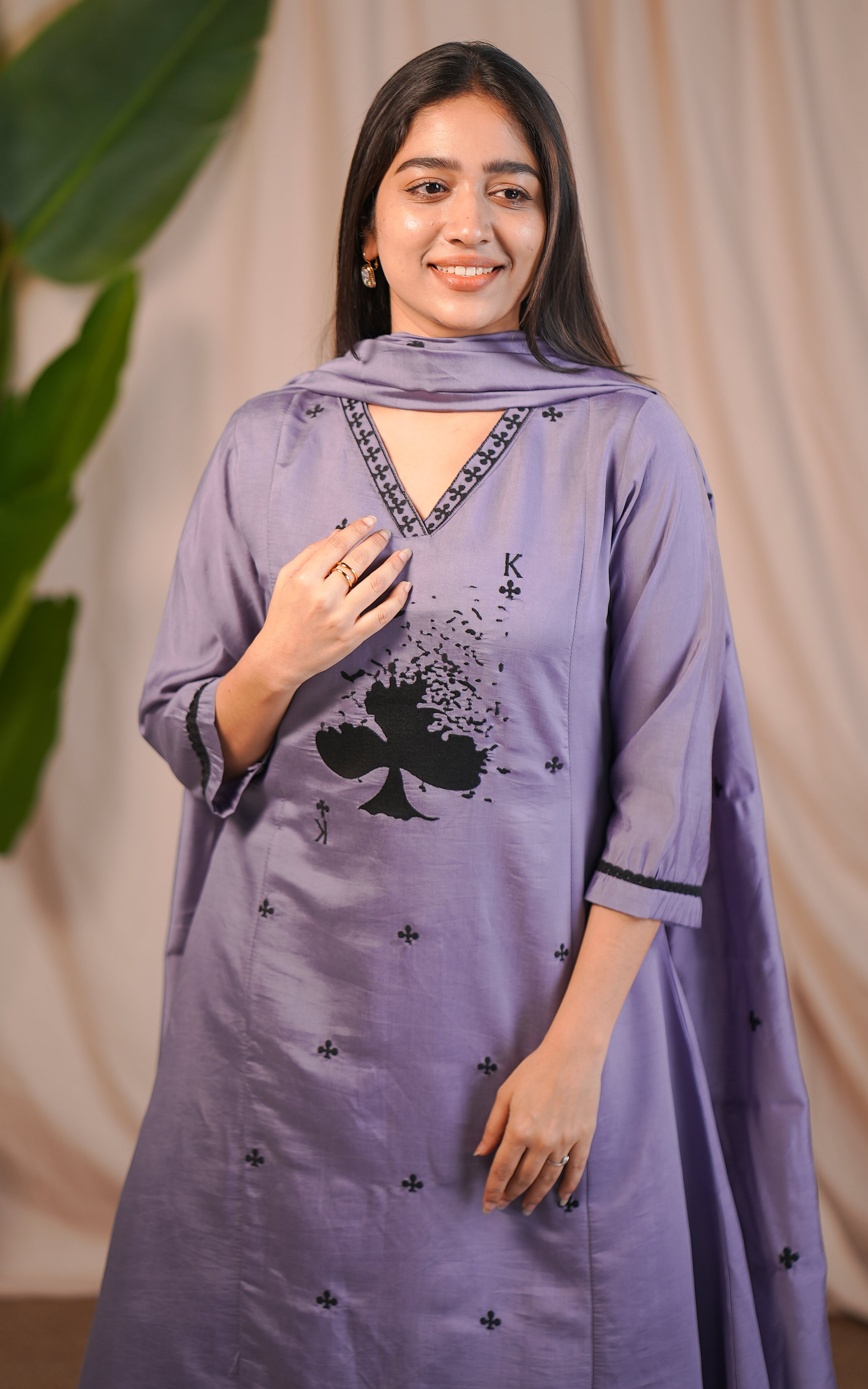 Meenvizhi B (Kurti+Dupatta)