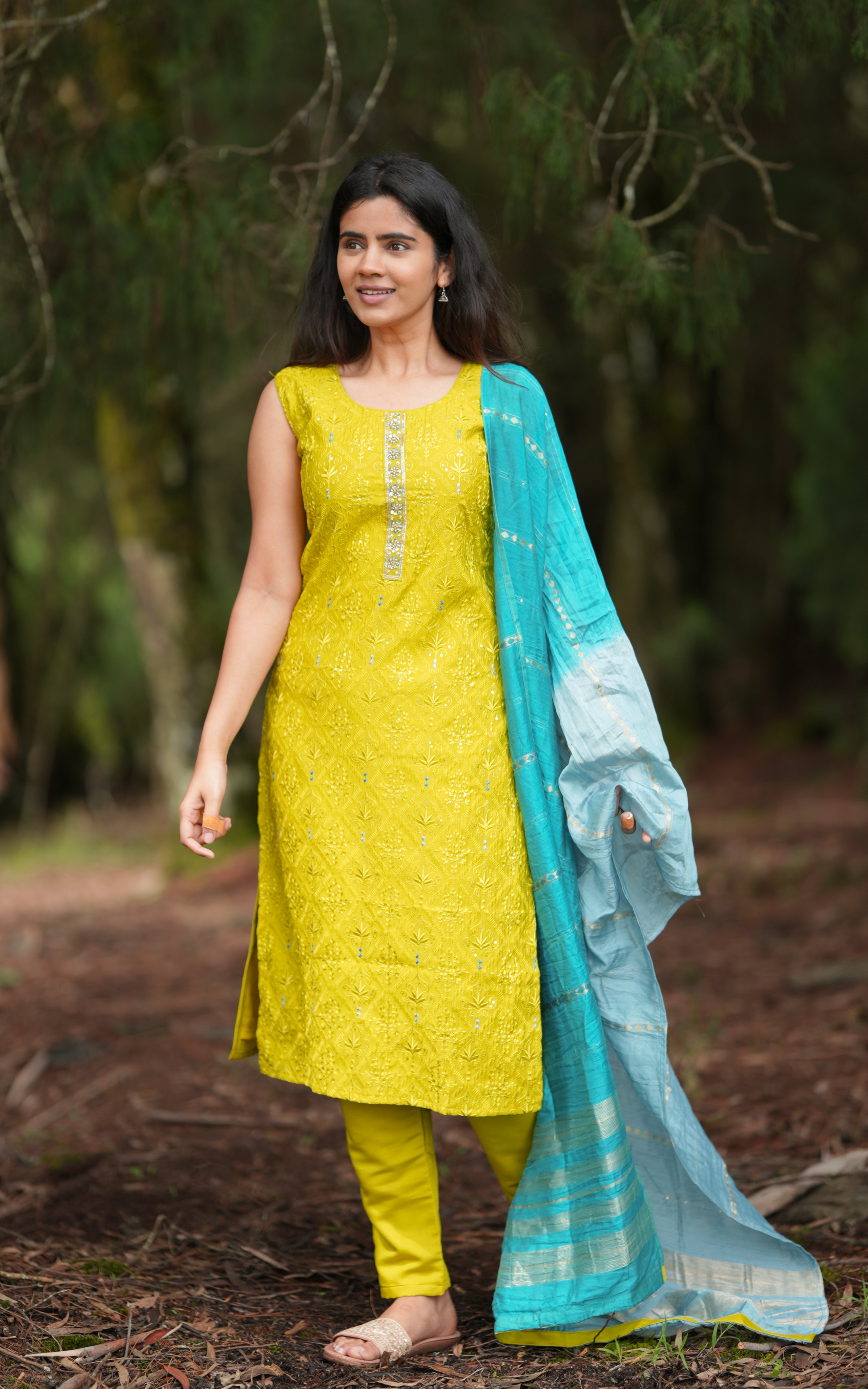 Maalini (Kurti+Pant+Dupatta)