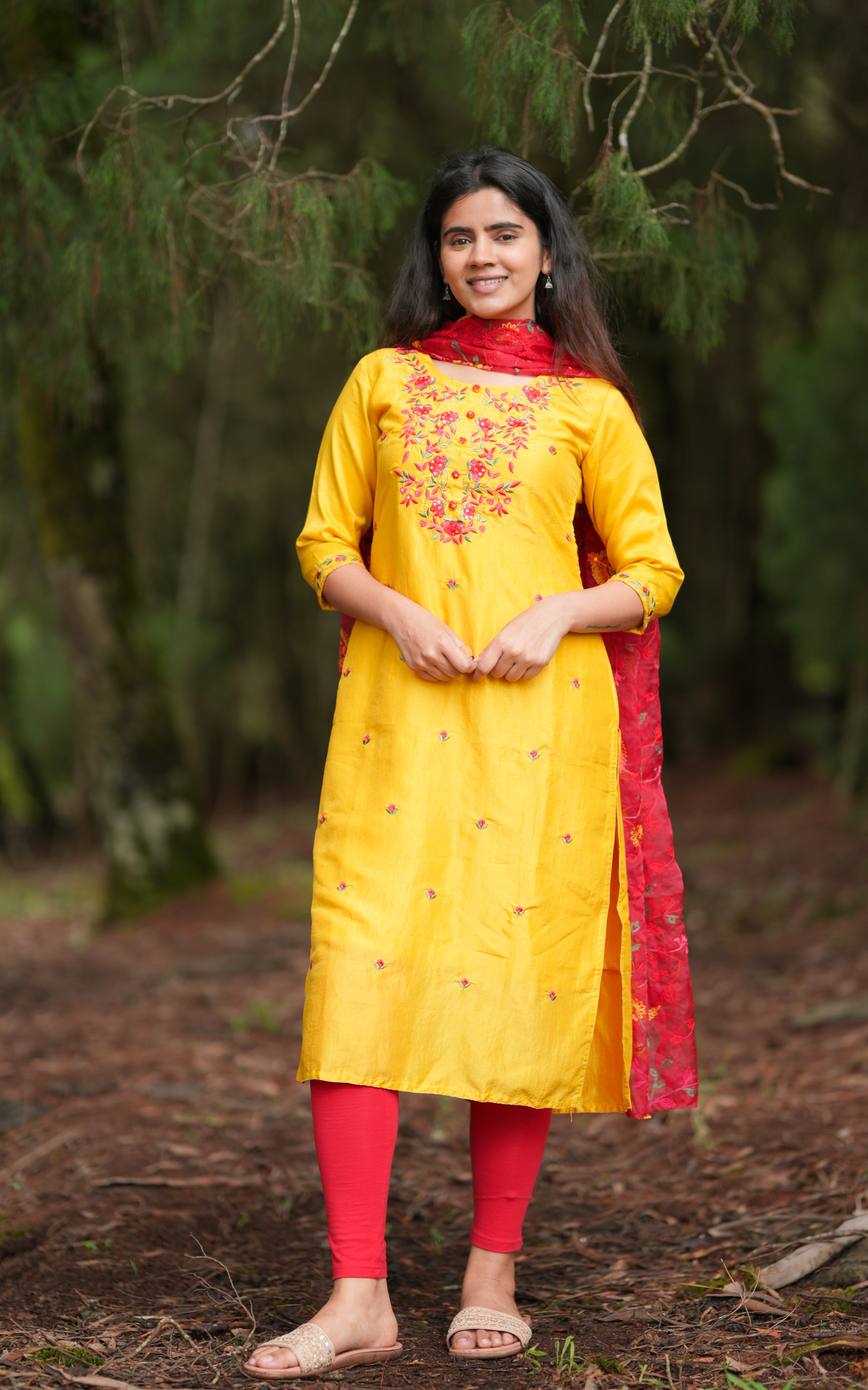 Madhavi Yellow Kurti Dupatta