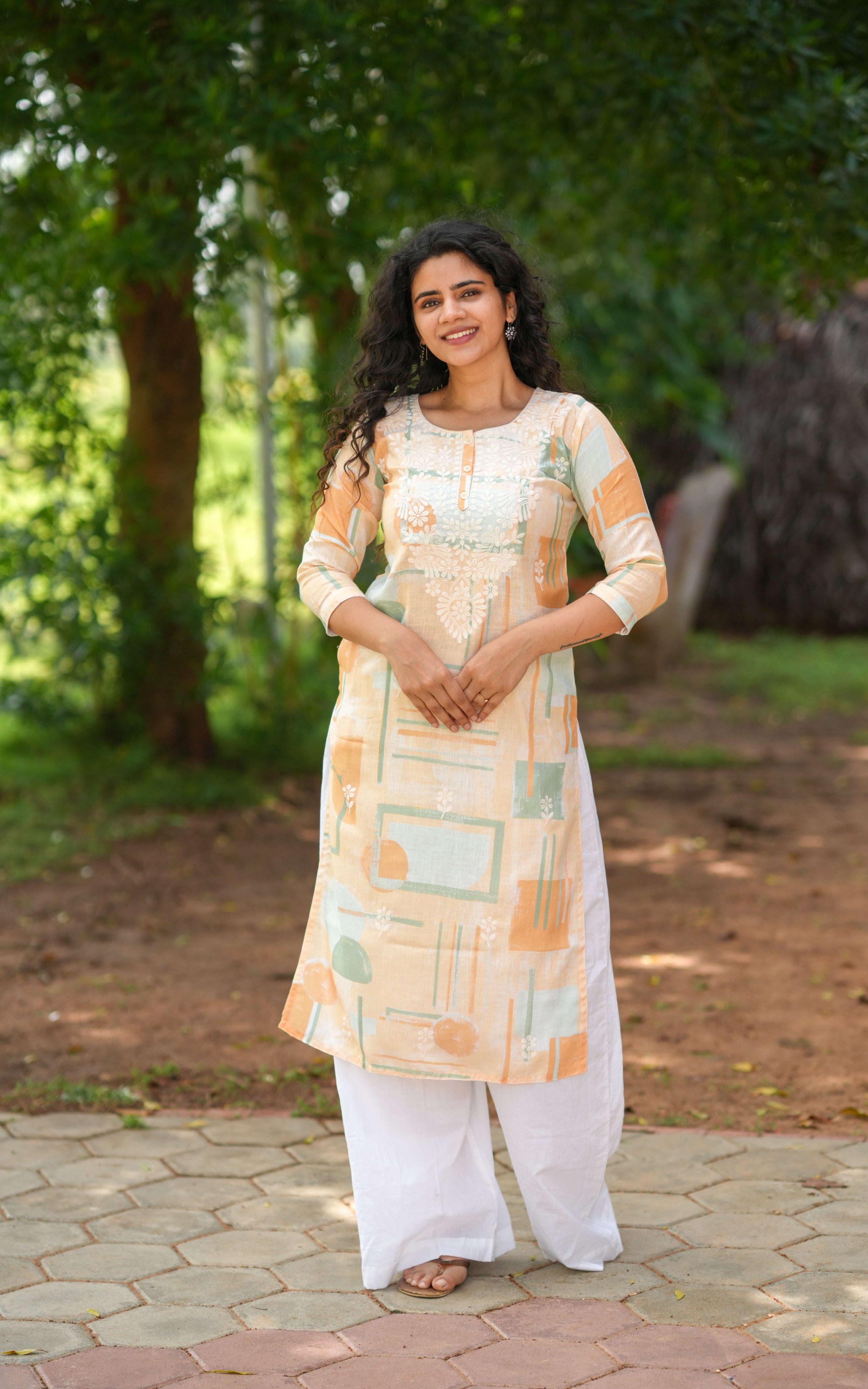 Amudhavalli
