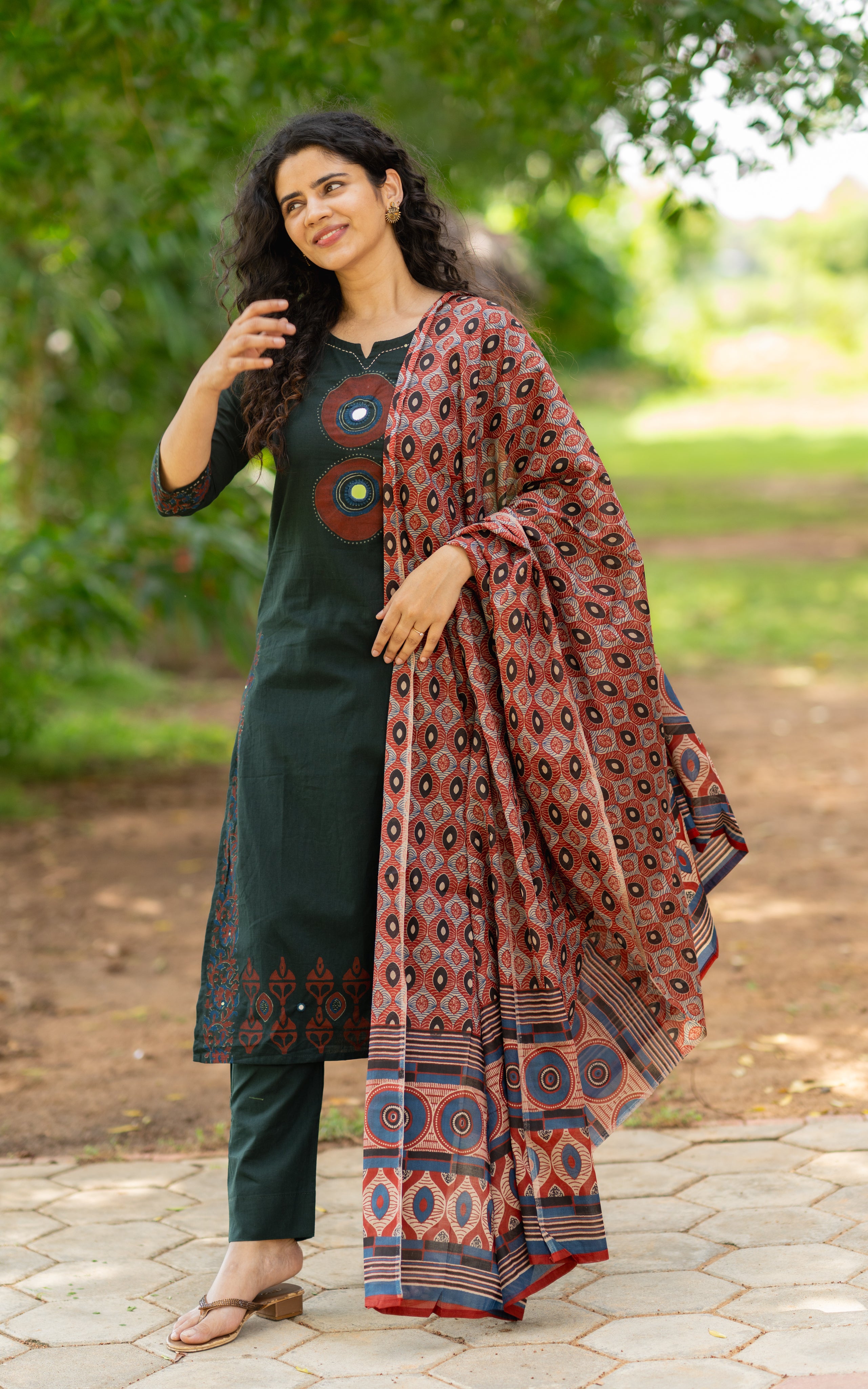 Aahana HandBlock (Kurti+Pant+Dupatta)