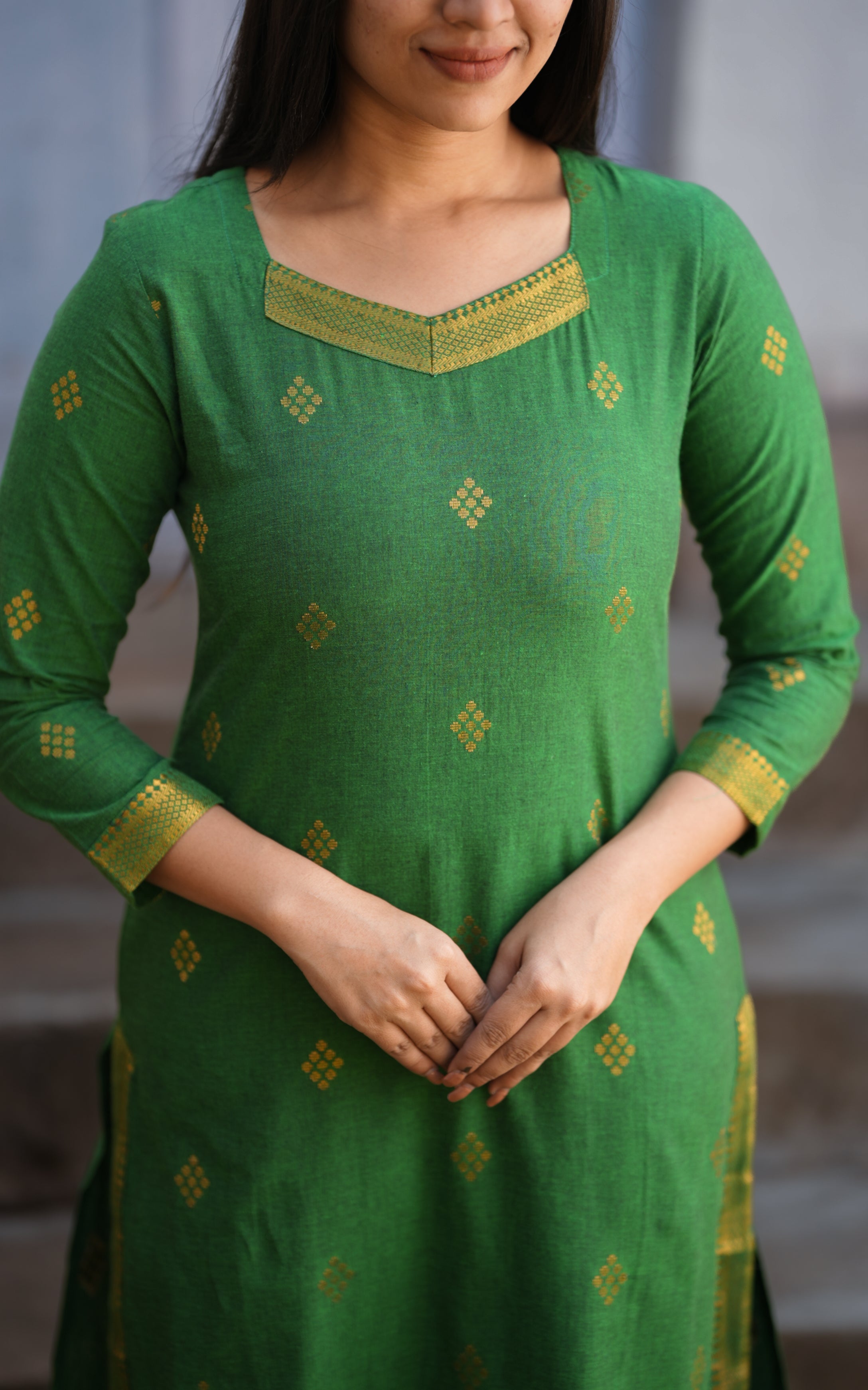 [cotton kurti] [zari border sleeve][daily wear]