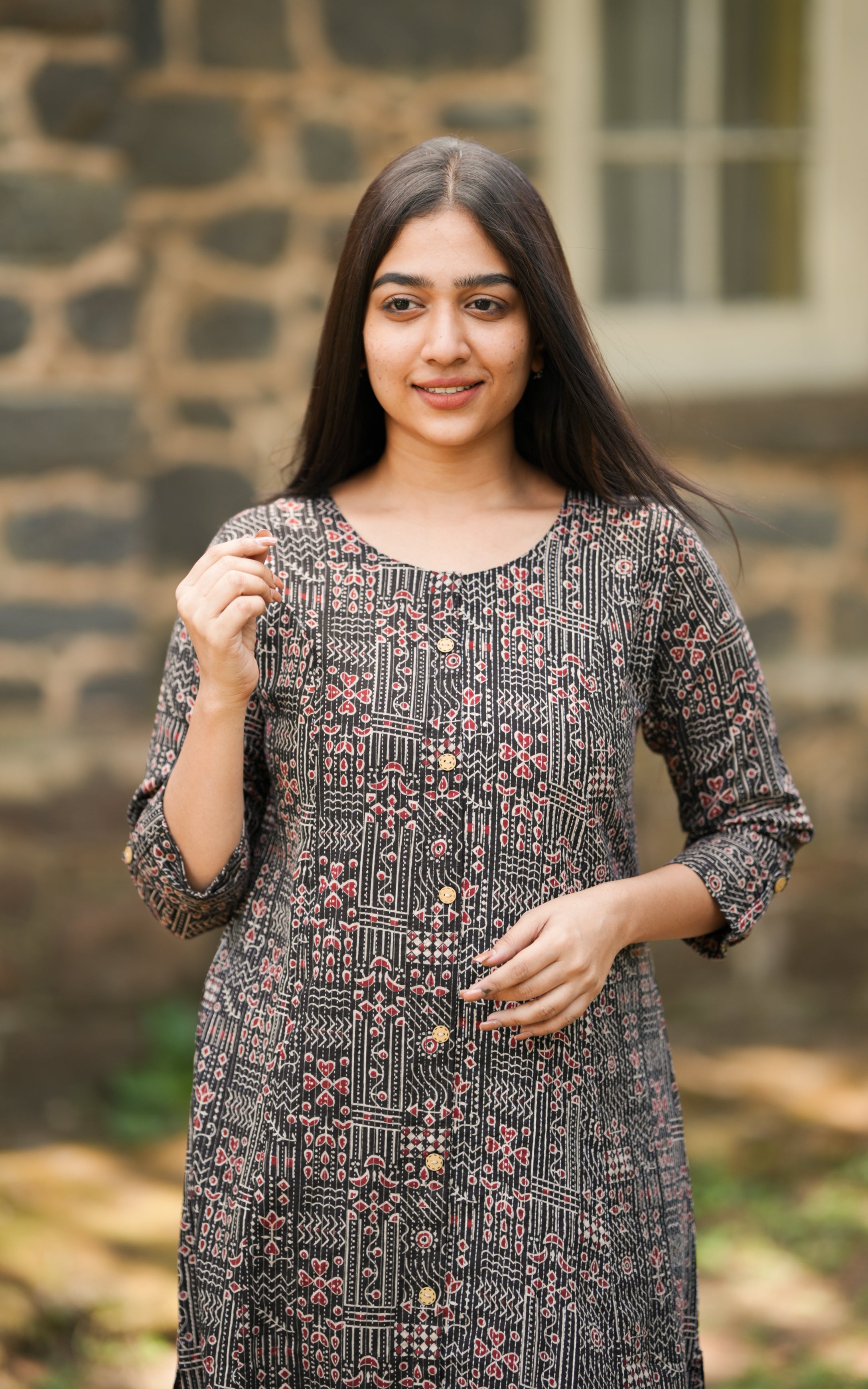 3/4 sleeve kurti round neack for college wear 