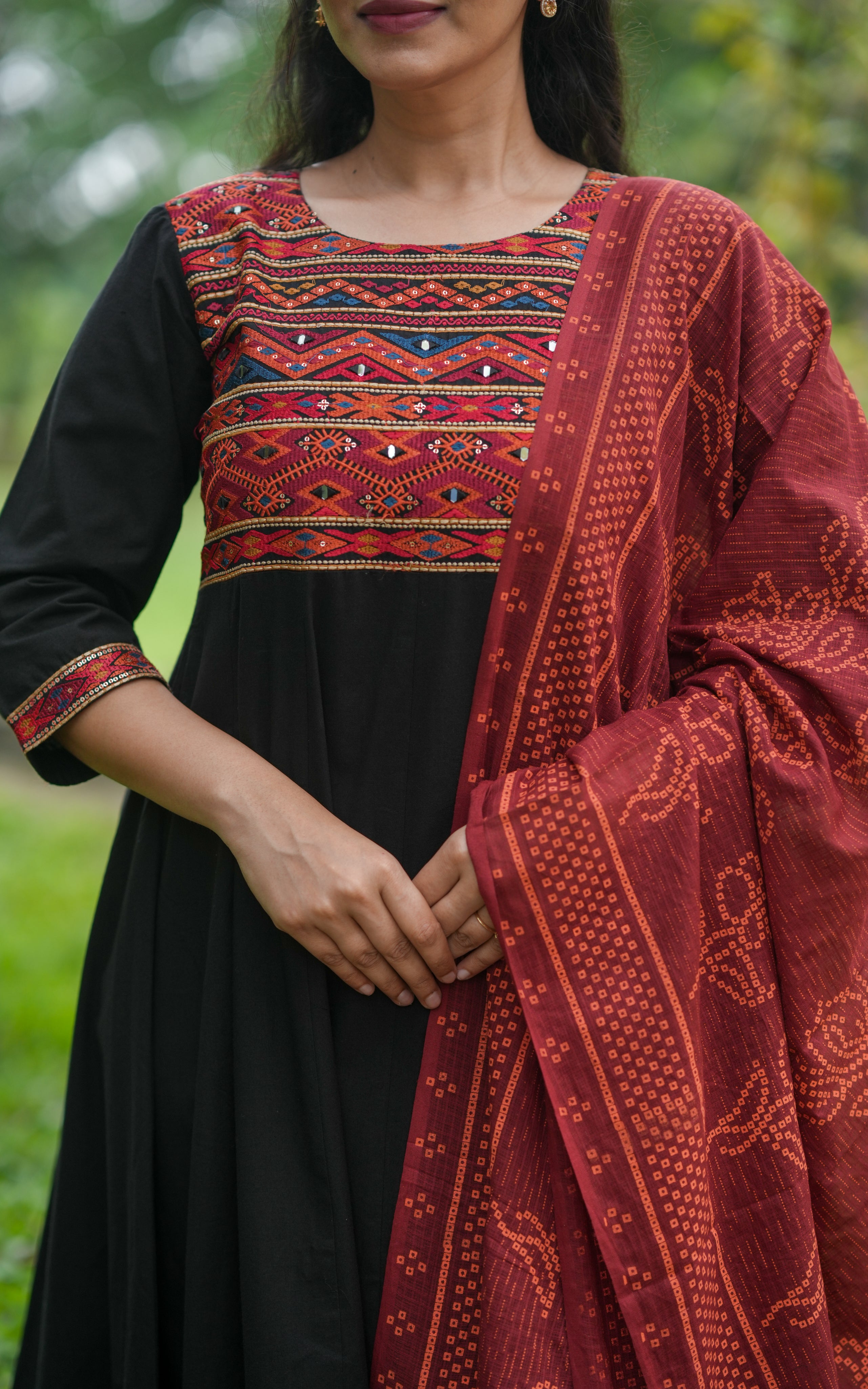Poongkodi Black (Kurti+Dupatta)
