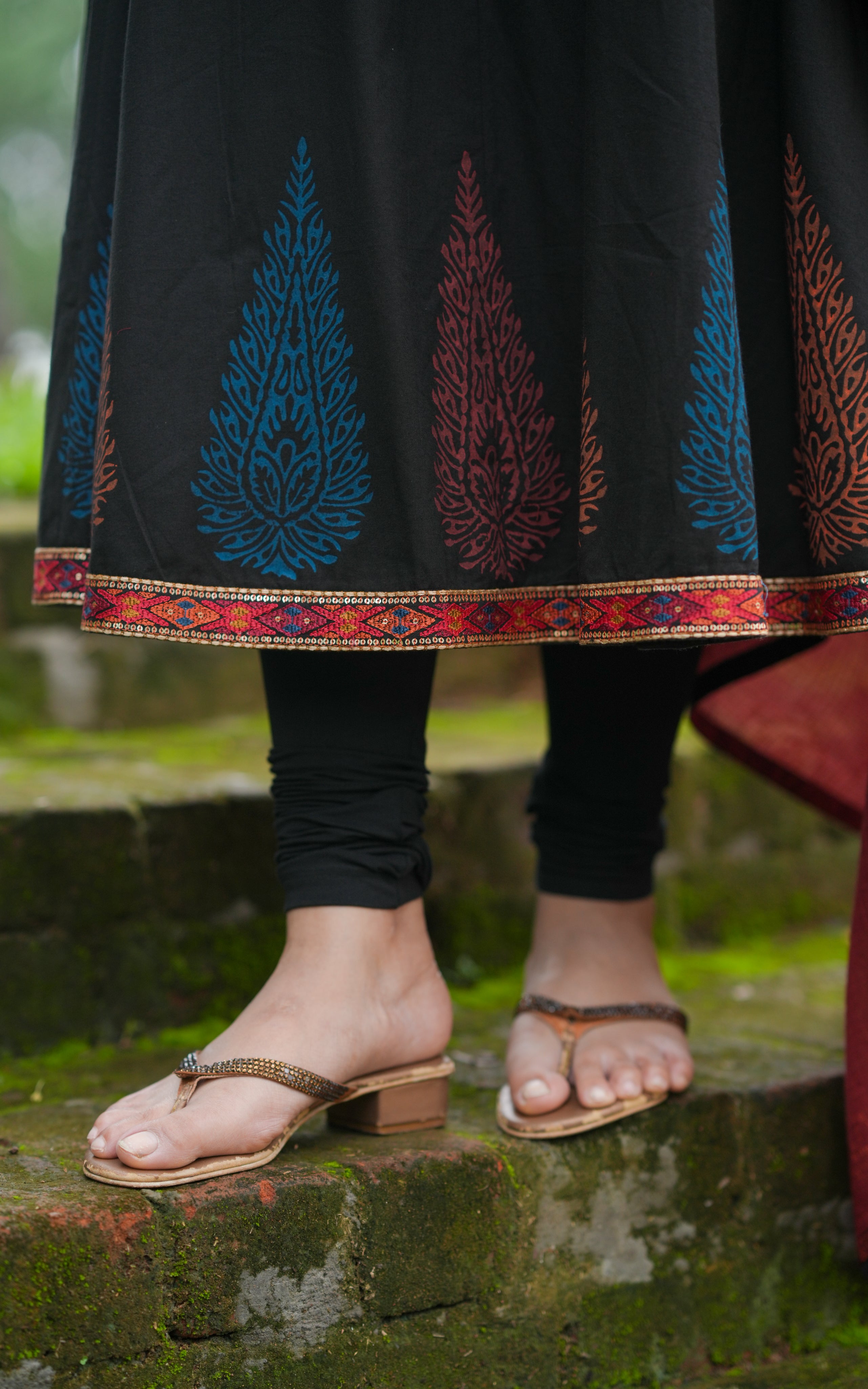 Poongkodi Black (Kurti+Dupatta)
