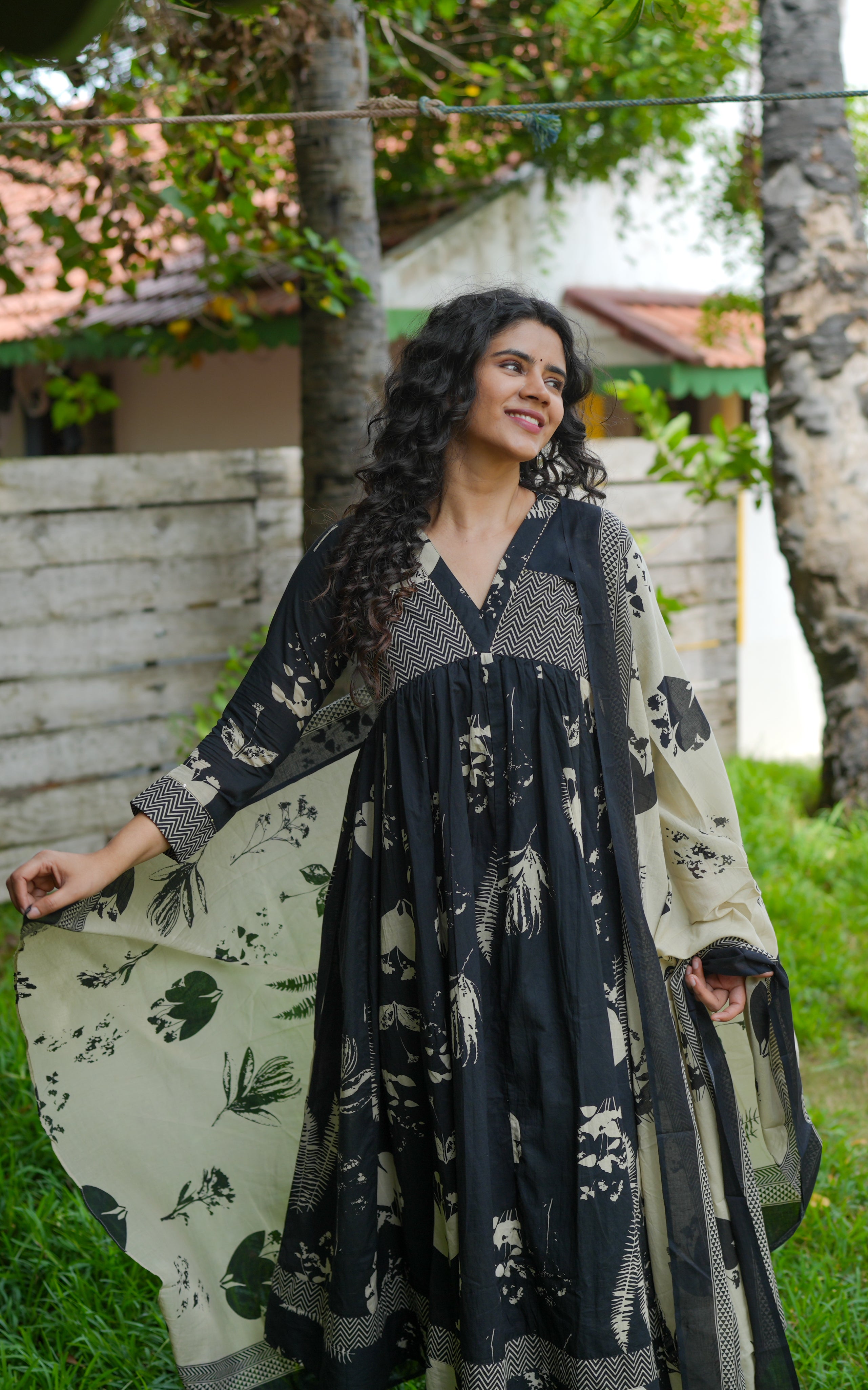 Nirupama C(Kurti+Dupatta)
