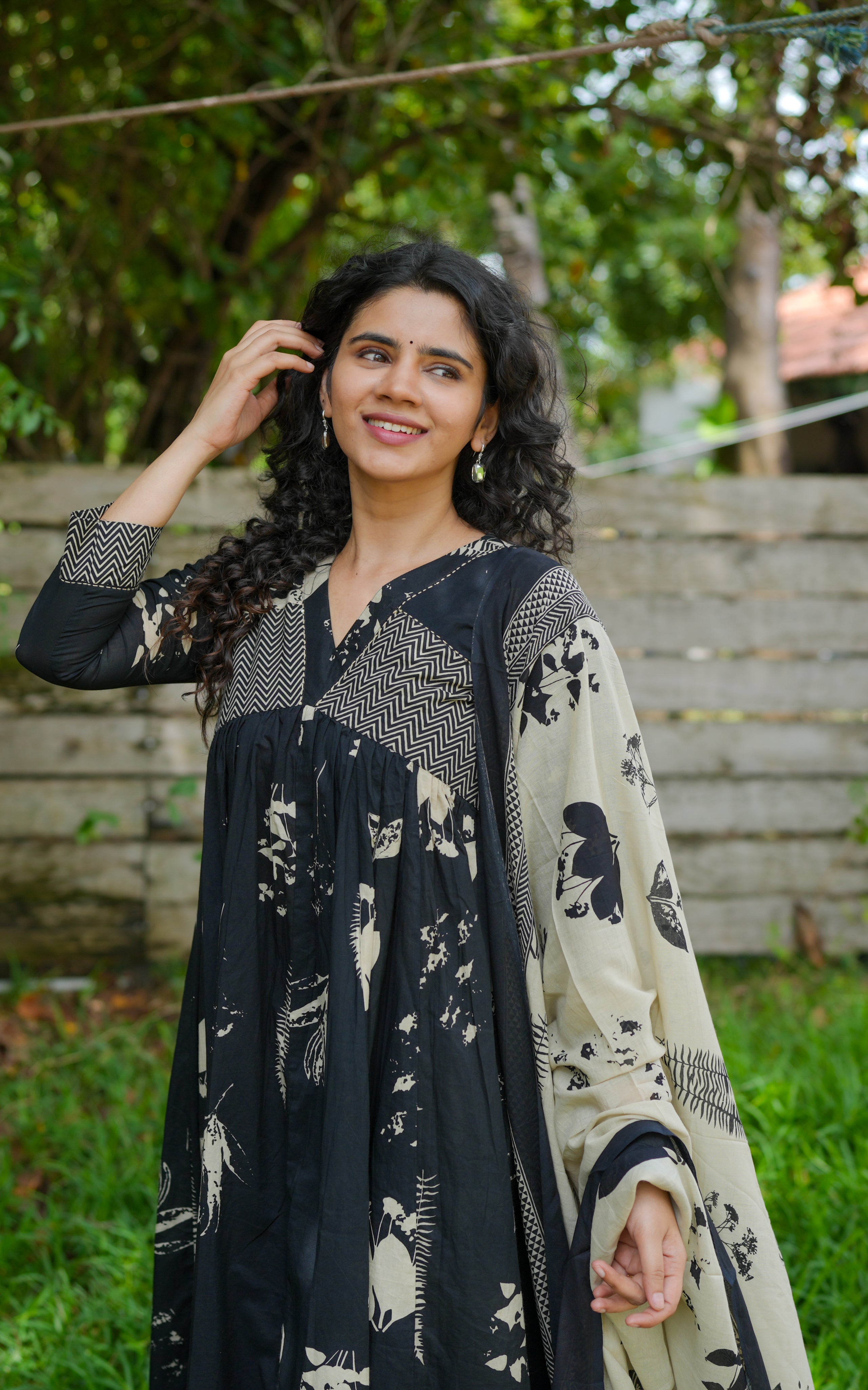 Nirupama C(Kurti+Dupatta)