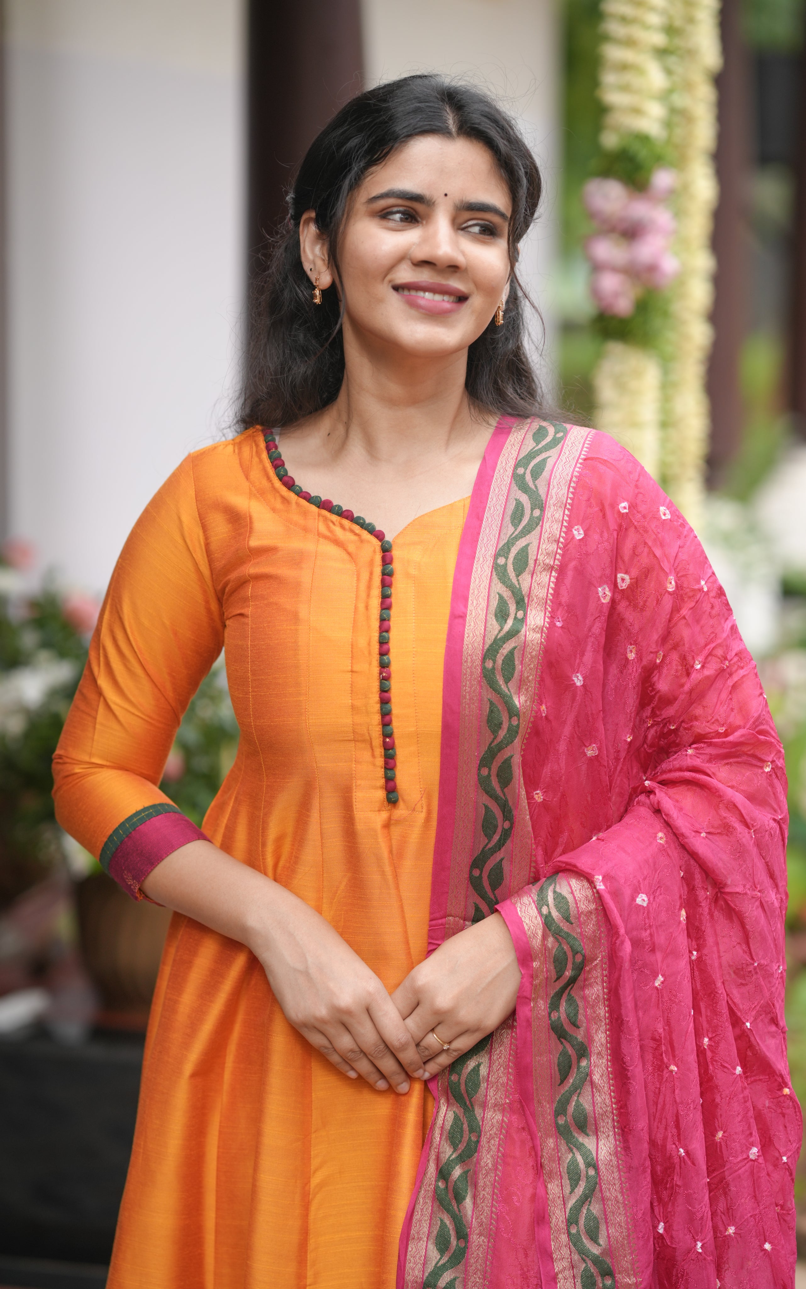 Vanya (Kurti+Dupatta)