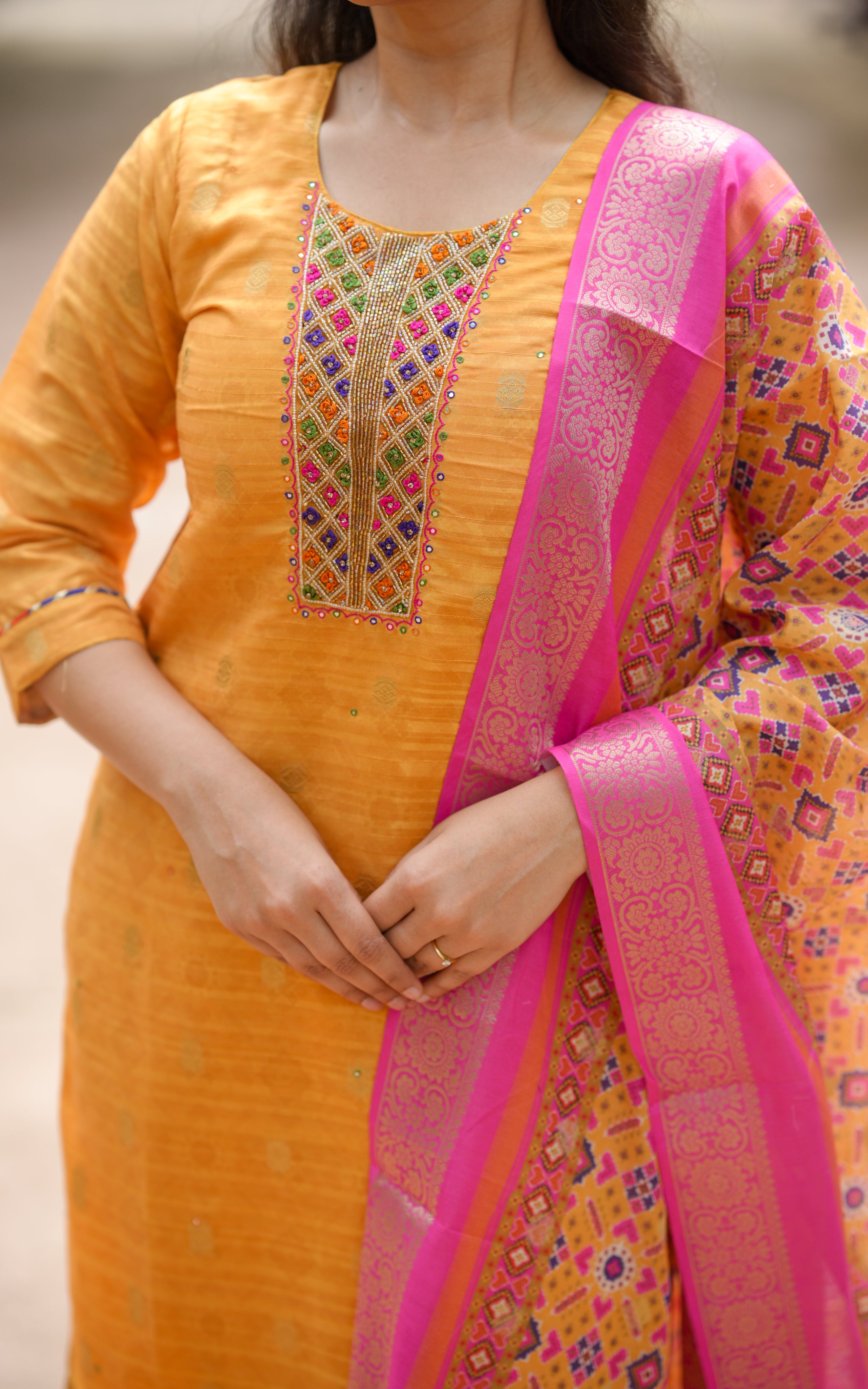 Margali Poove B (Kurti+Dupatta)