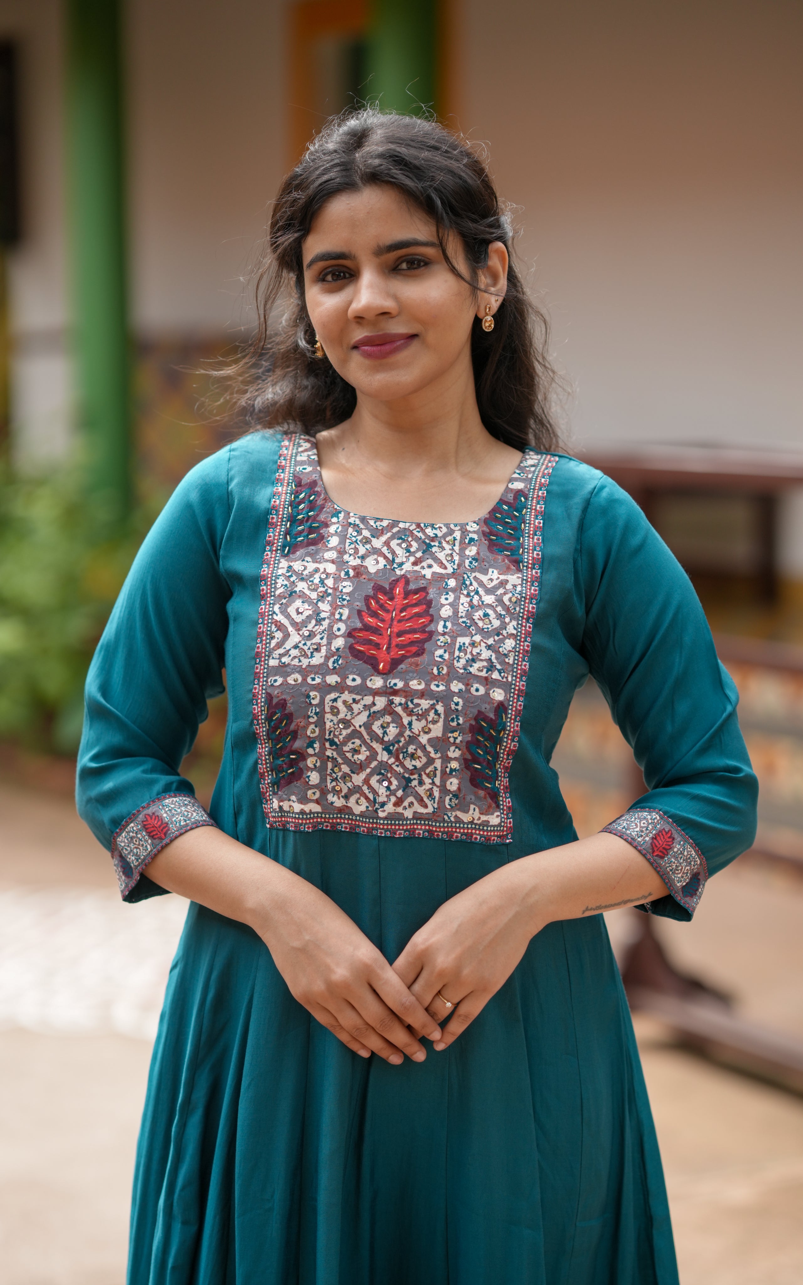 Divyasri