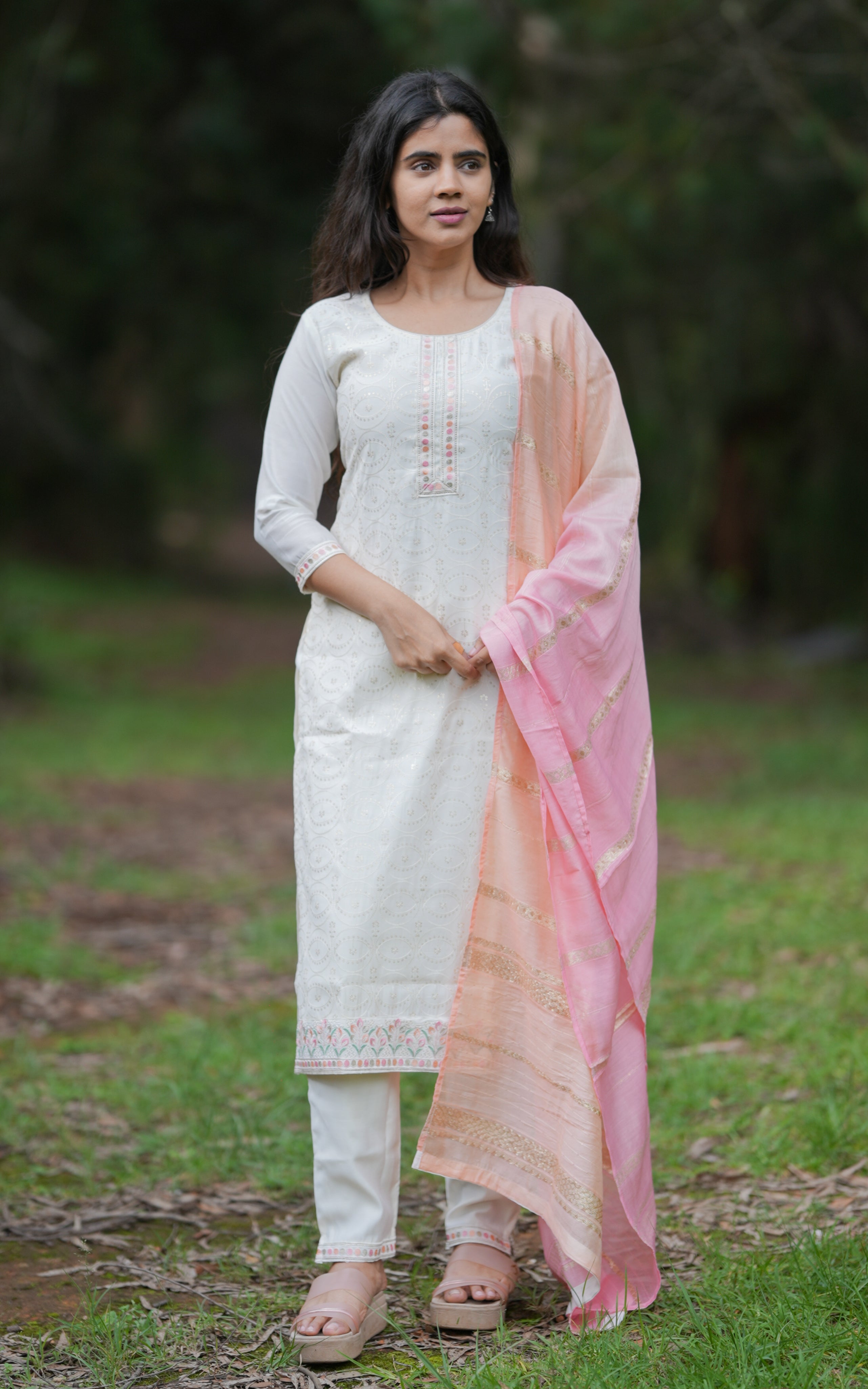 Sreevidhyai (Kurti+Pant+Dupatta)