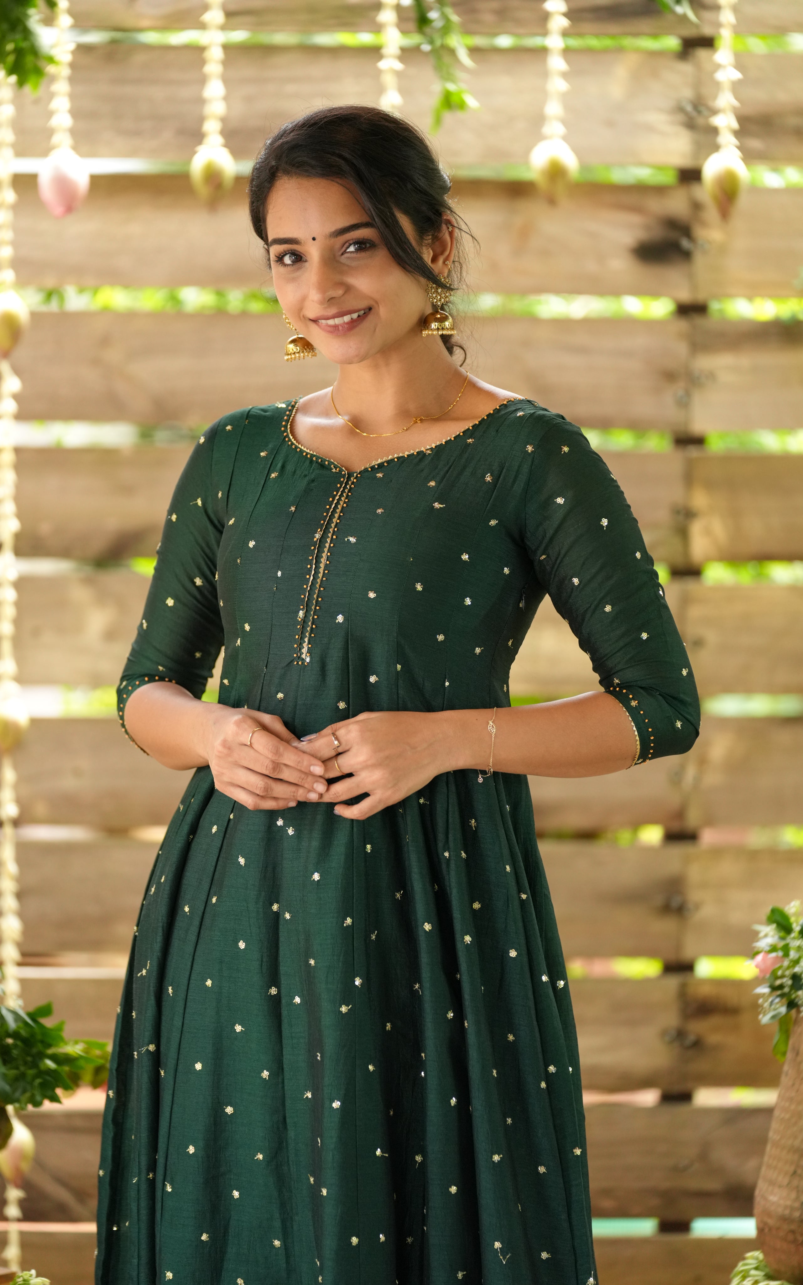 Ashika Bottle Green
