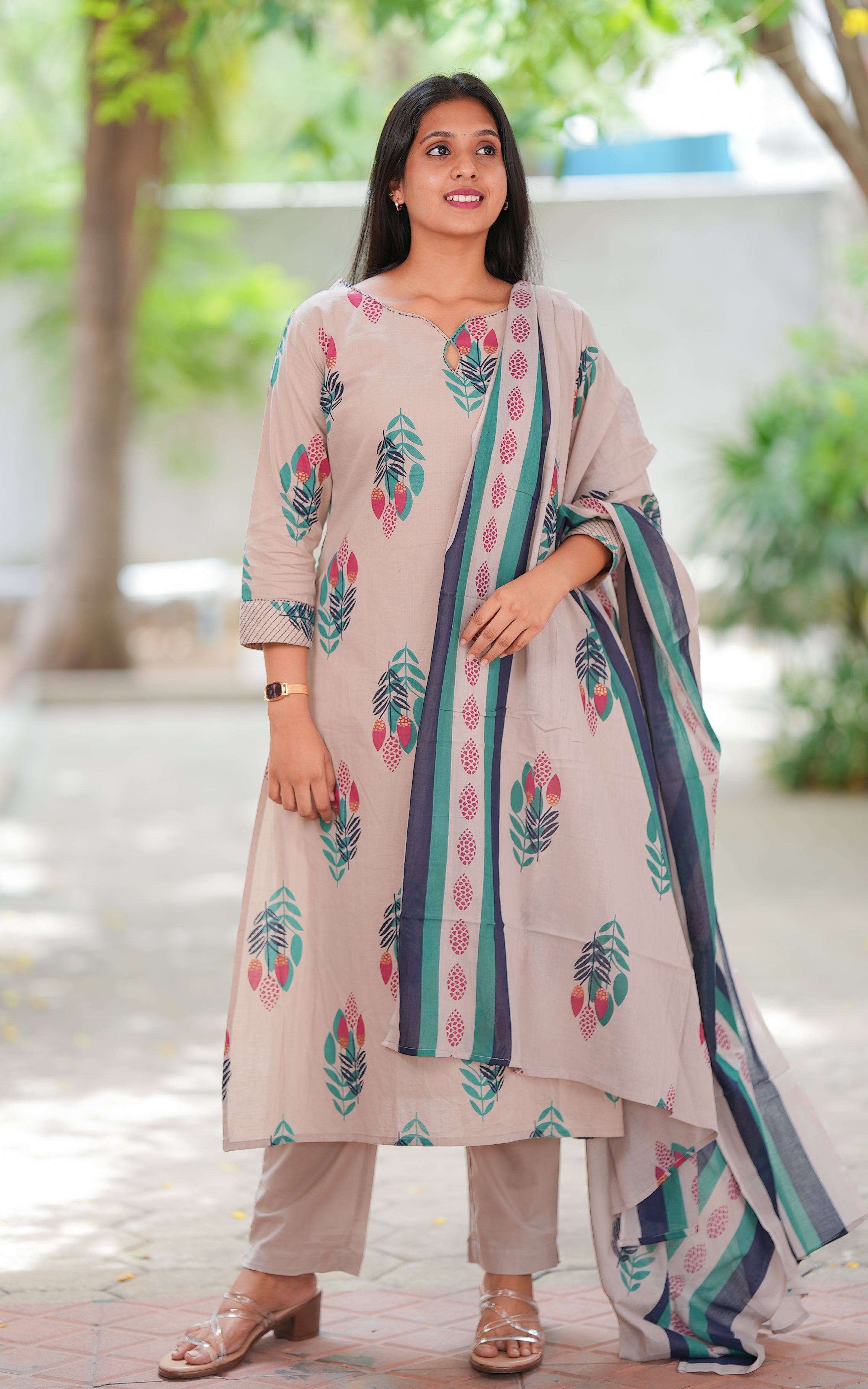 Amora (Kurti+Pant+Dupatta)
