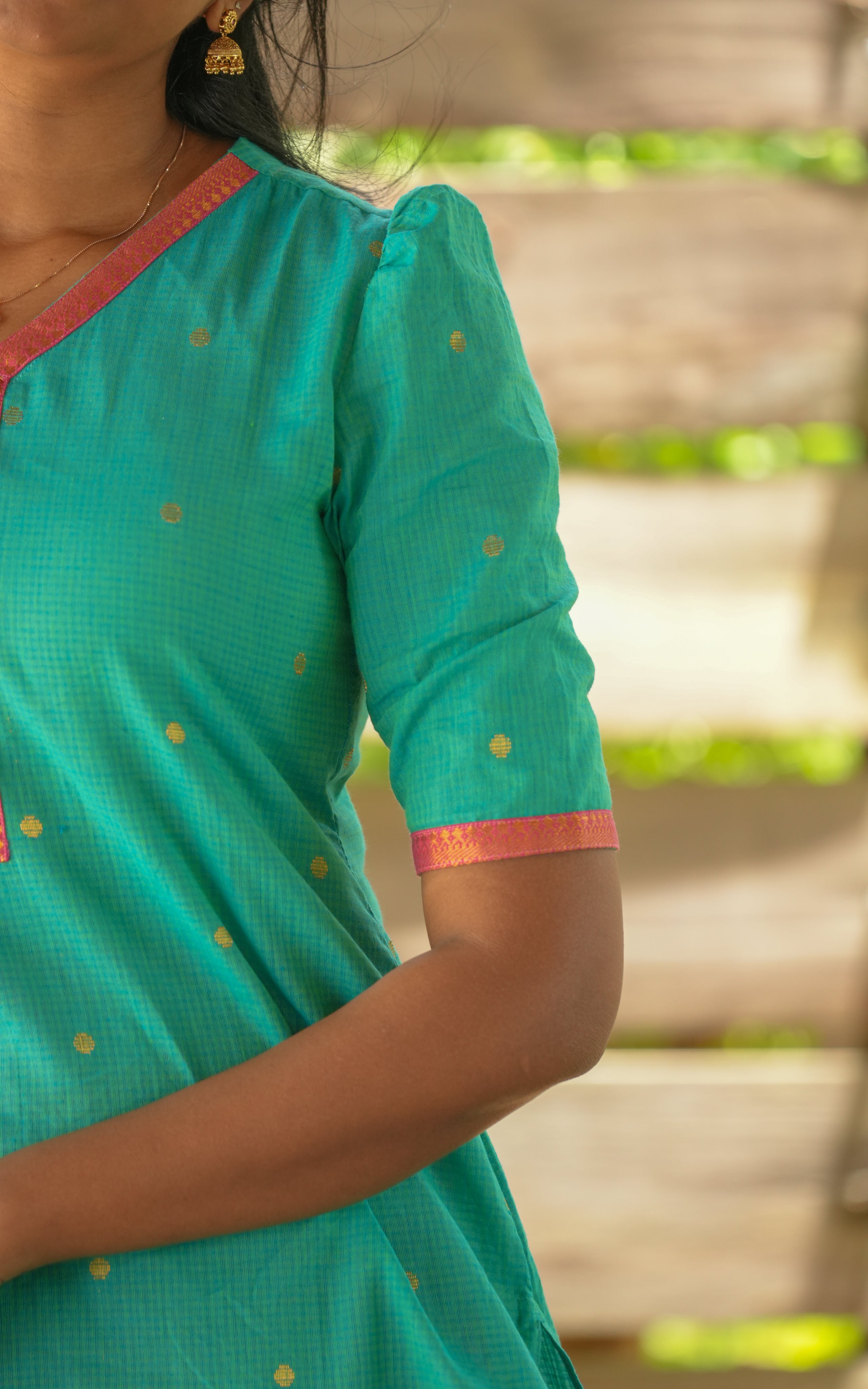 Suitable for daily wear, office wear, or college