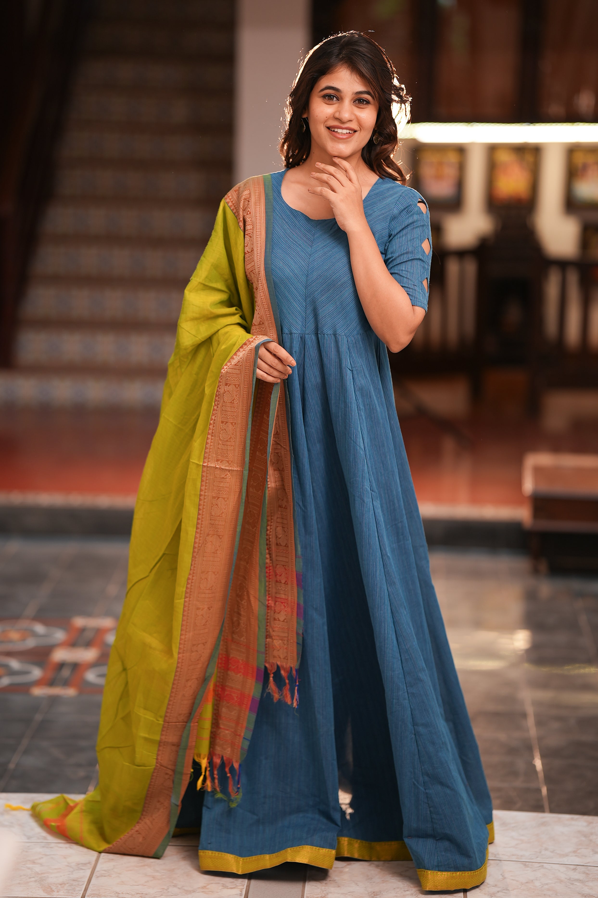 Prabanjana (Kurti+Dupatta)