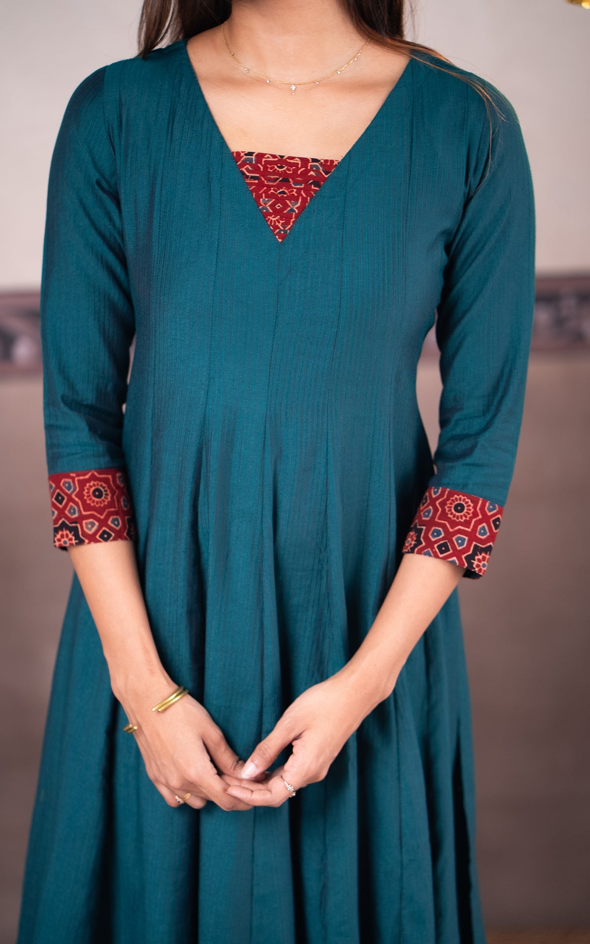 Rust and Teal (Kurti+Dupatta)