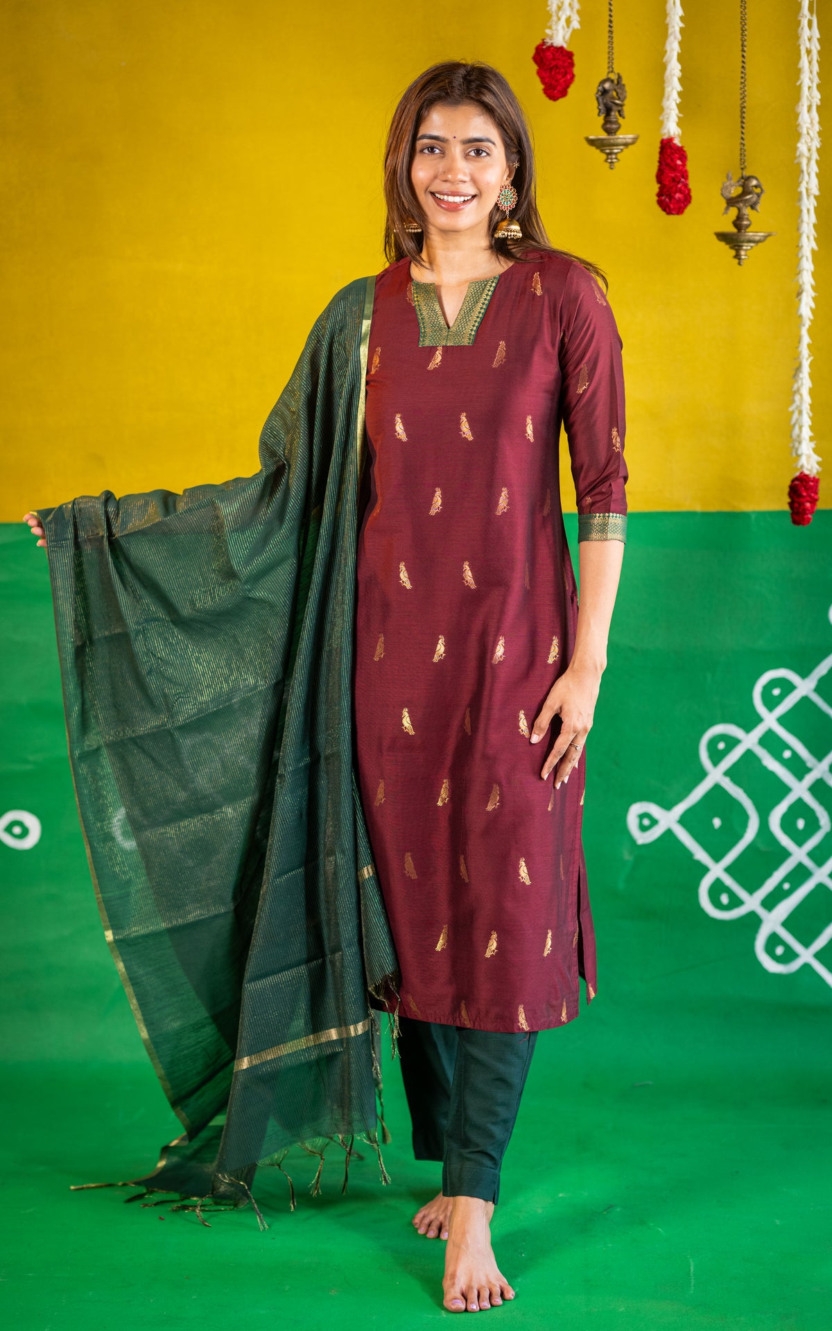 Mayil Brown (Kurti+Dupatta)