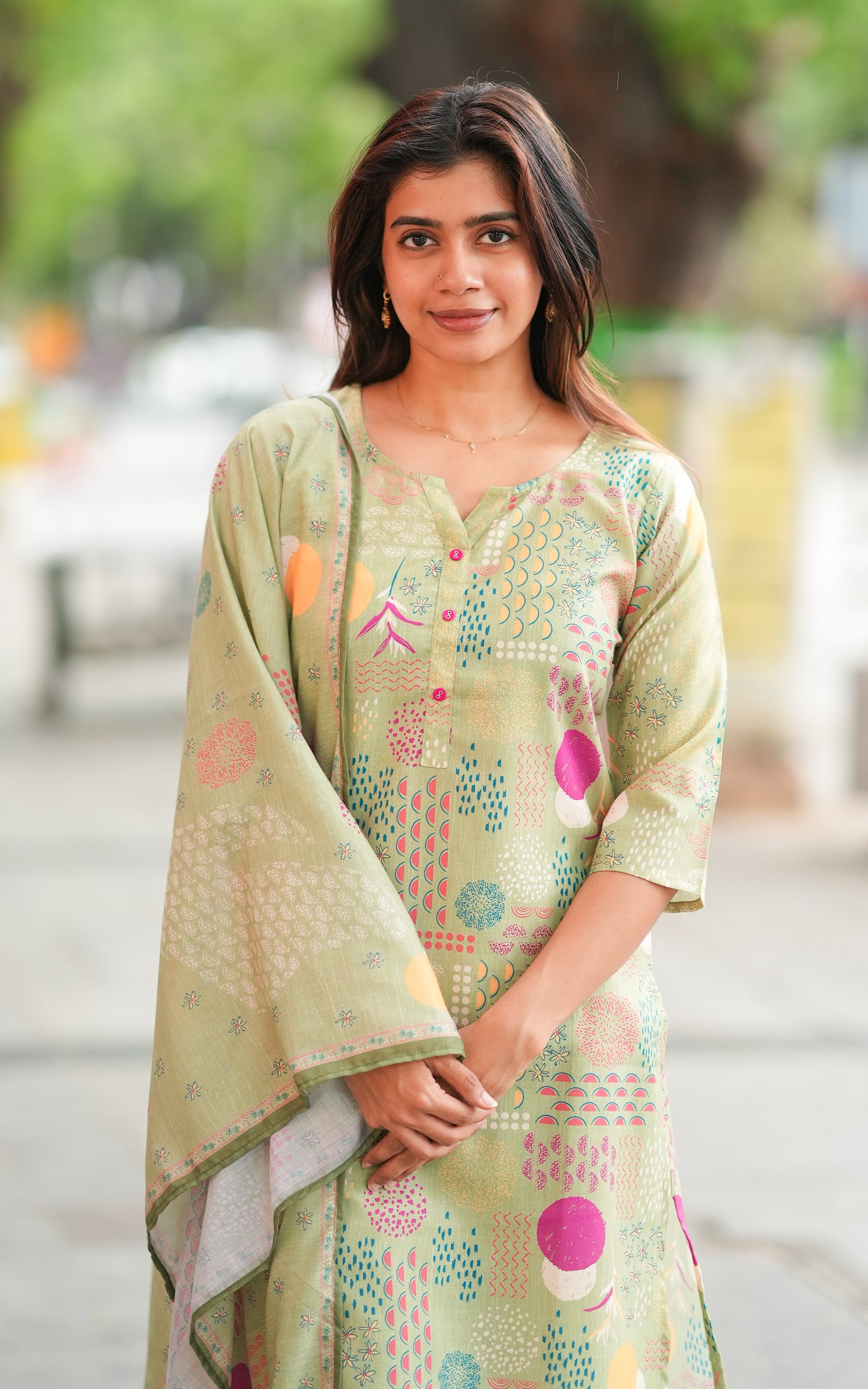 Keshini B (Kurti+Pant+Dupatta)