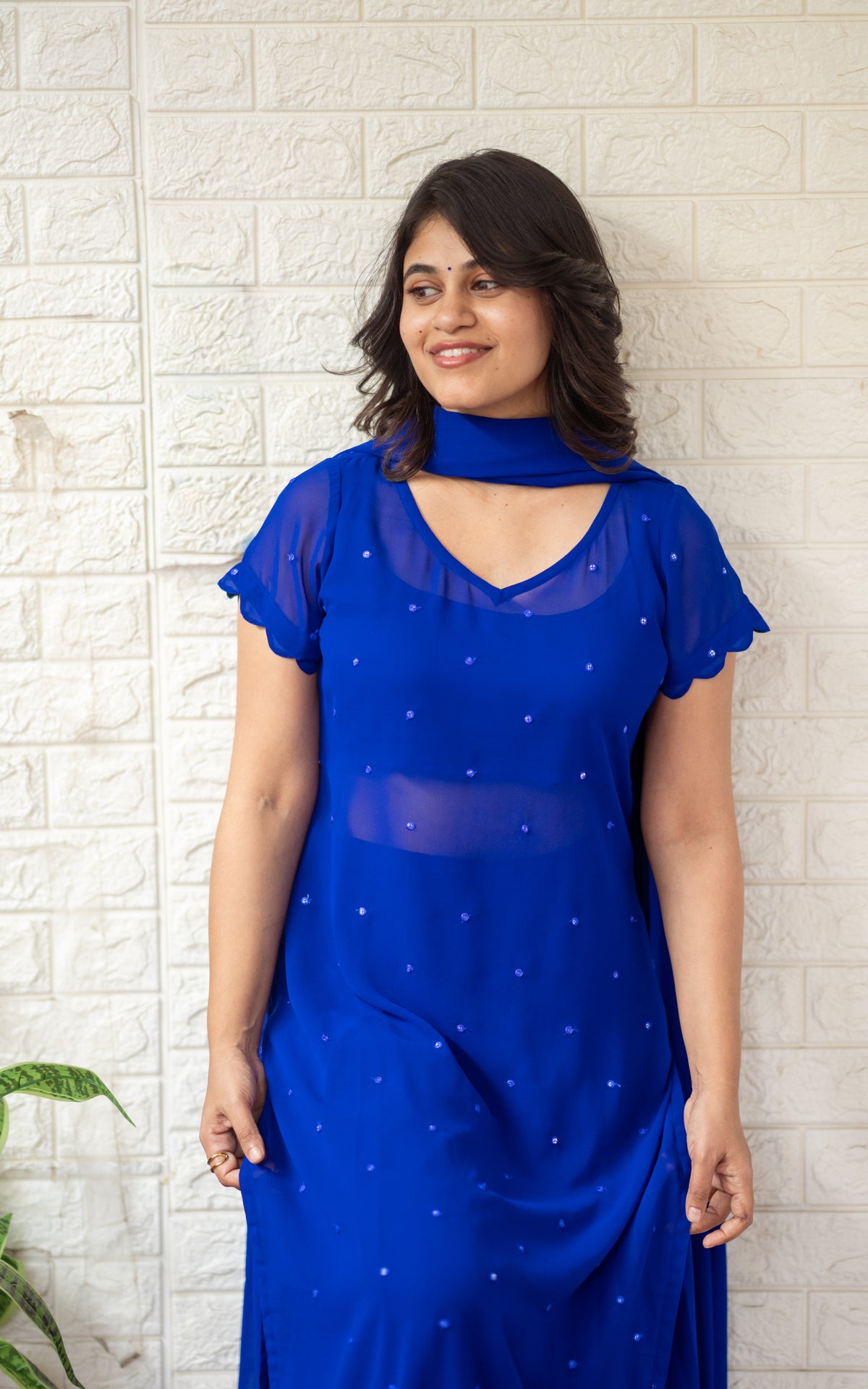 Minnale Petals Royal Blue (Kurti+Pant+Dupatta)