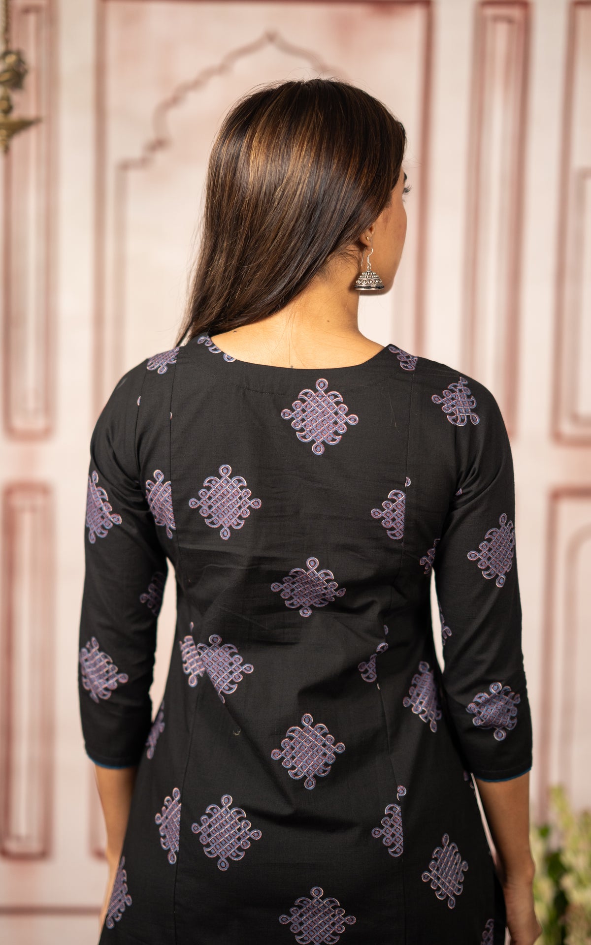 Dhinam Oru Kolam (Kurti+Dupatta)