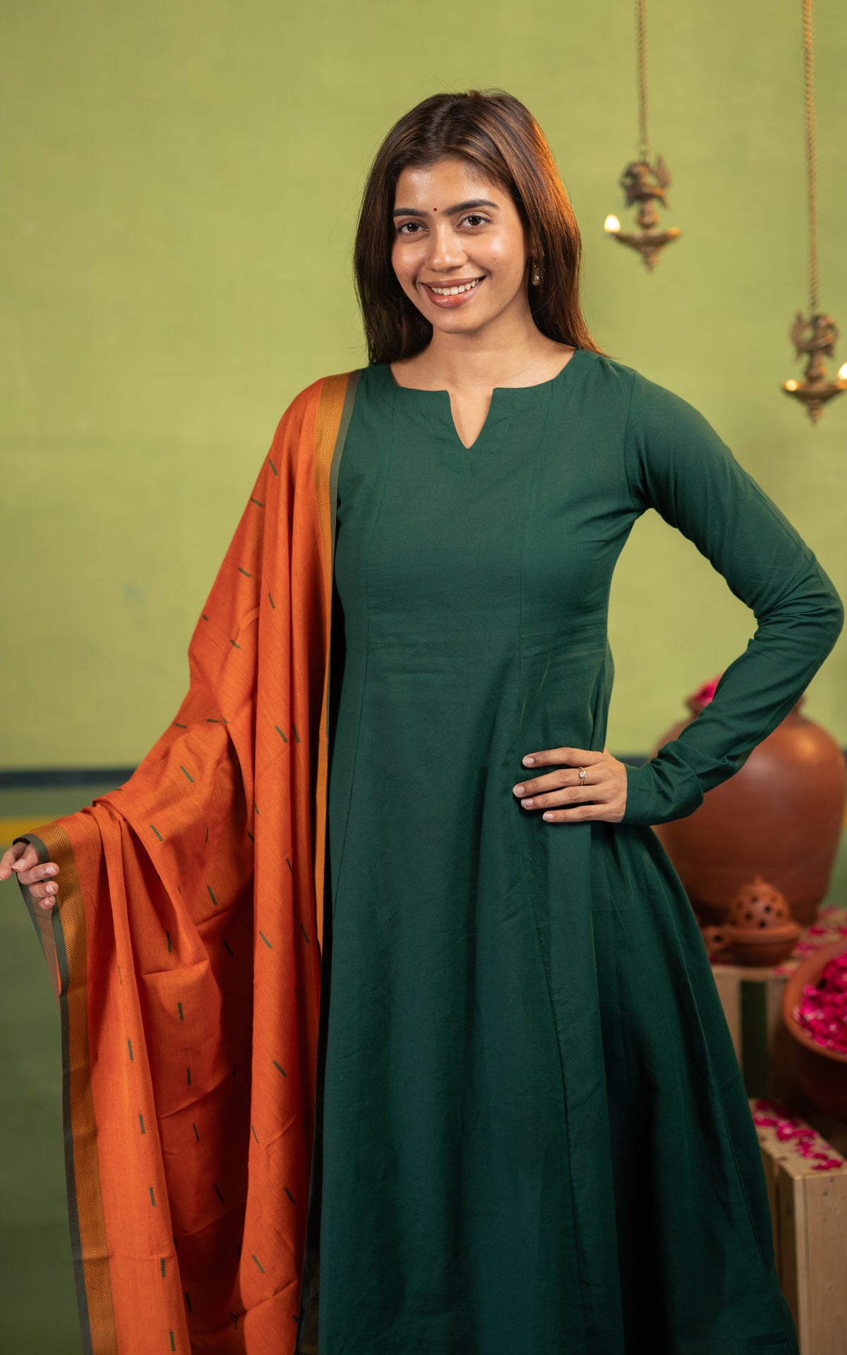 Kadhalar Dhinam Festive B (Kurti+Dupatta)