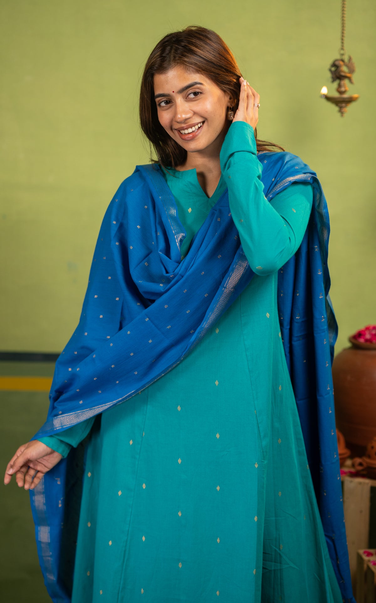 Kadhalar Dhinam Festive C (Kurti+Dupatta)