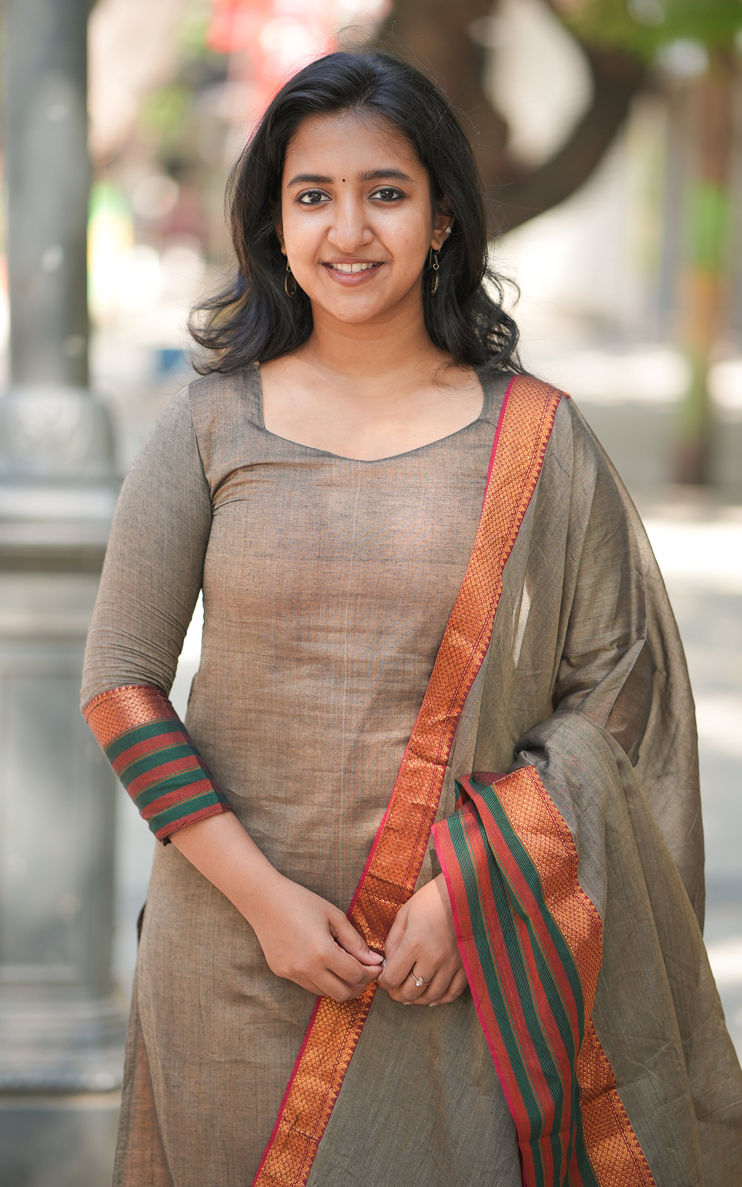 Aadhvita C (Kurti+Dupatta)