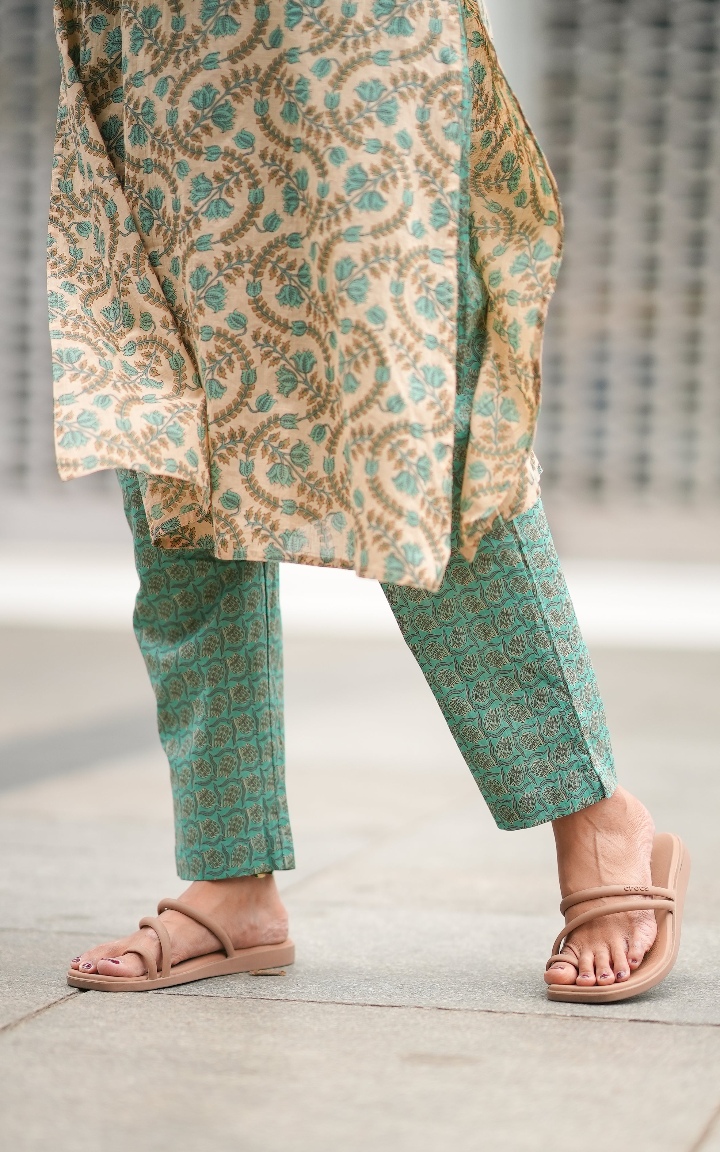 Jenisha B (Kurti+Pant+Dupatta)