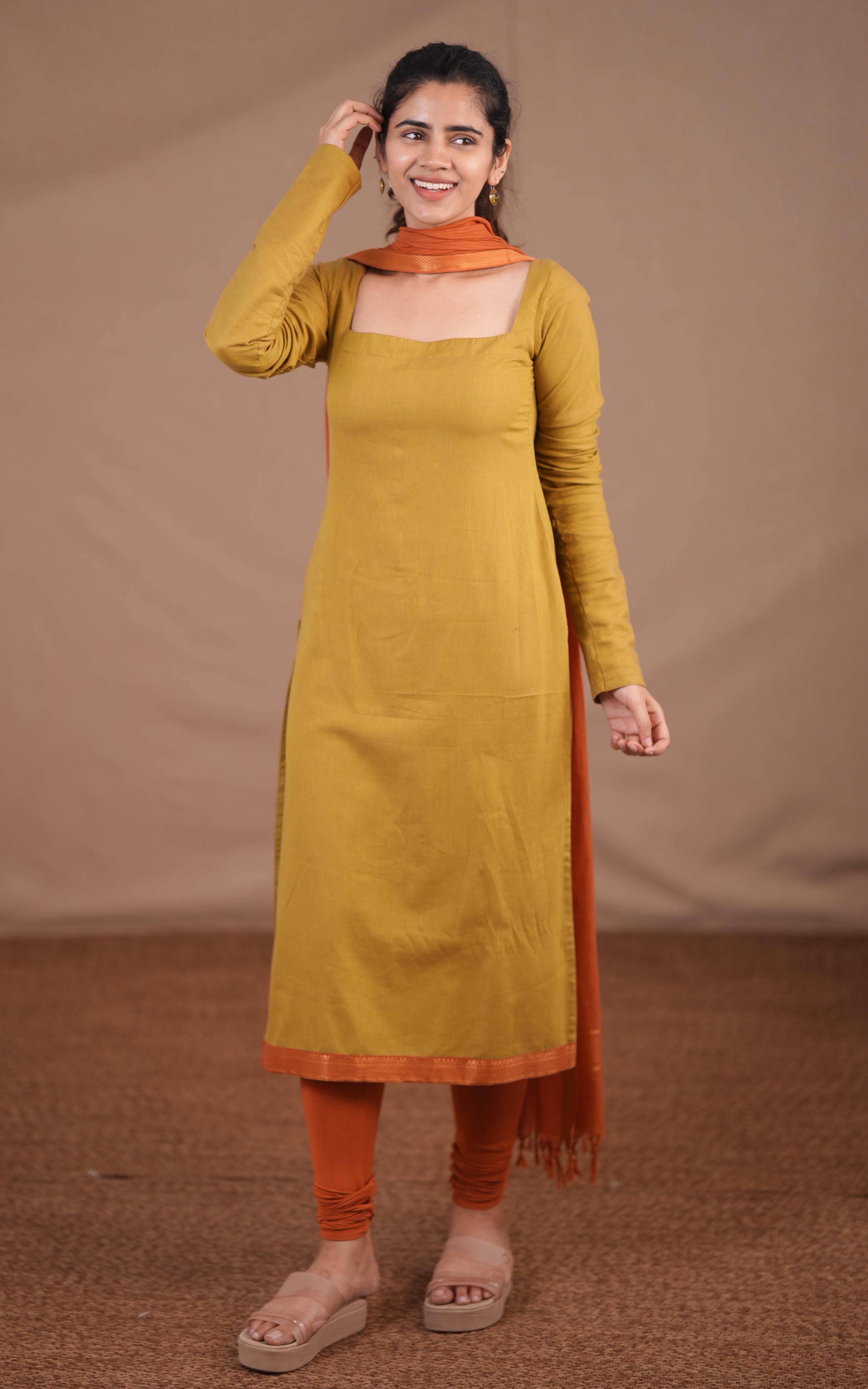 Soundariya BB11 (Kurti+Dupatta) KURTIS instore