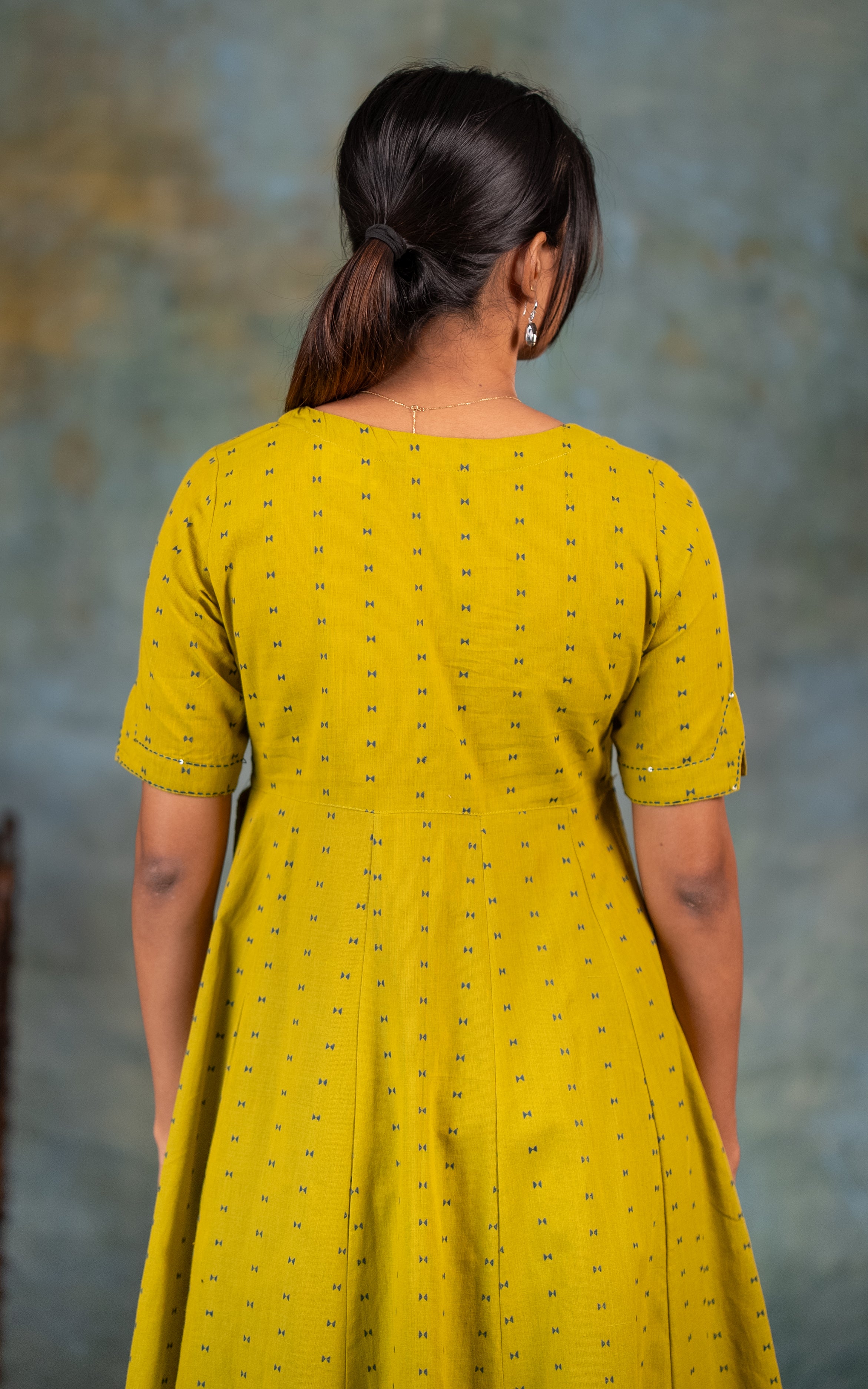 Traditional south cotton embroidered kurti for women

Stylish naira cut kurti with palazzo set