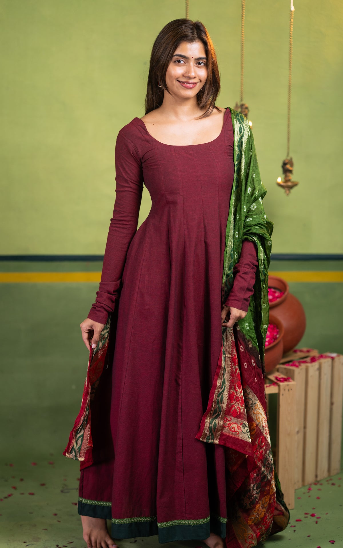 Yazhini Maroon (Kurti+Dupatta)
