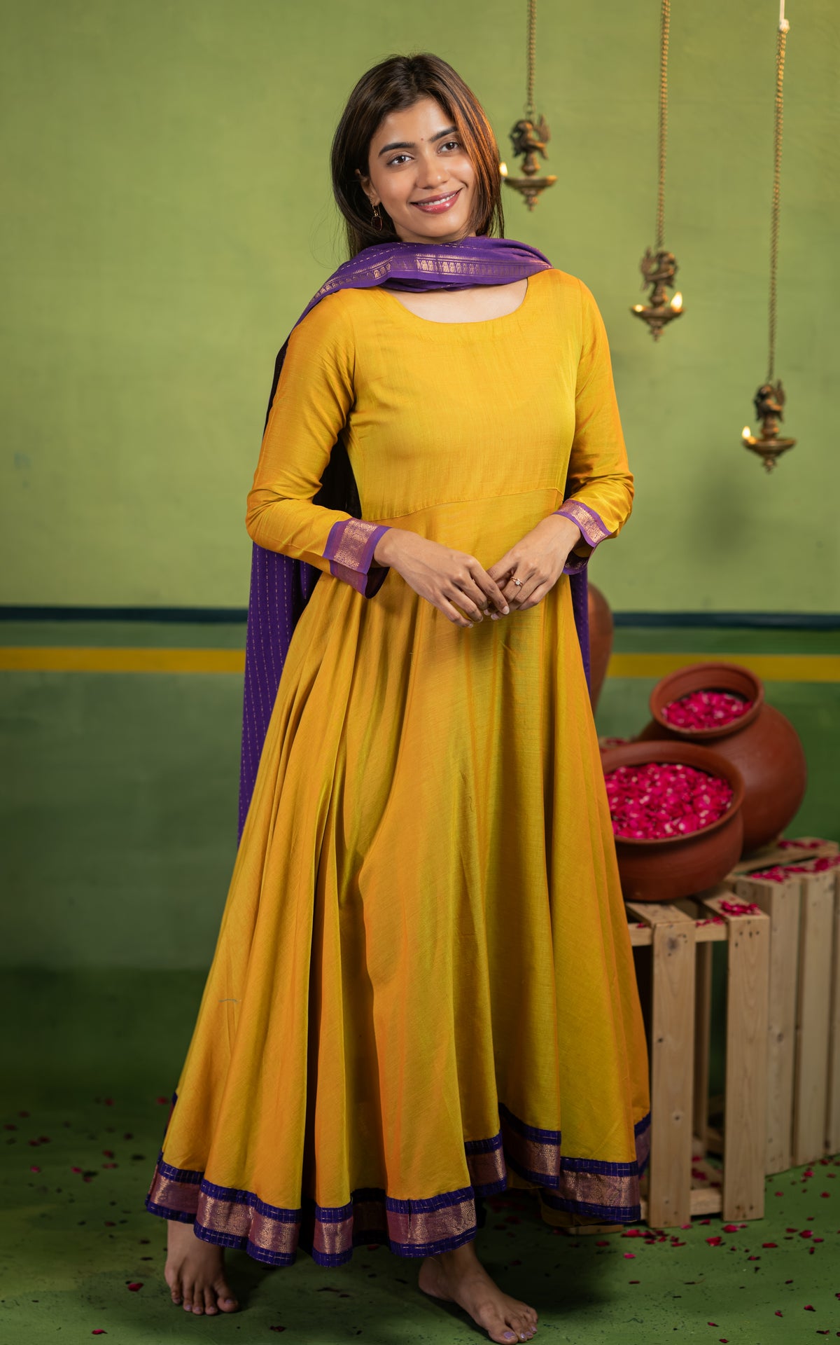 Meenakshi Cotton (Kurti+Dupatta)