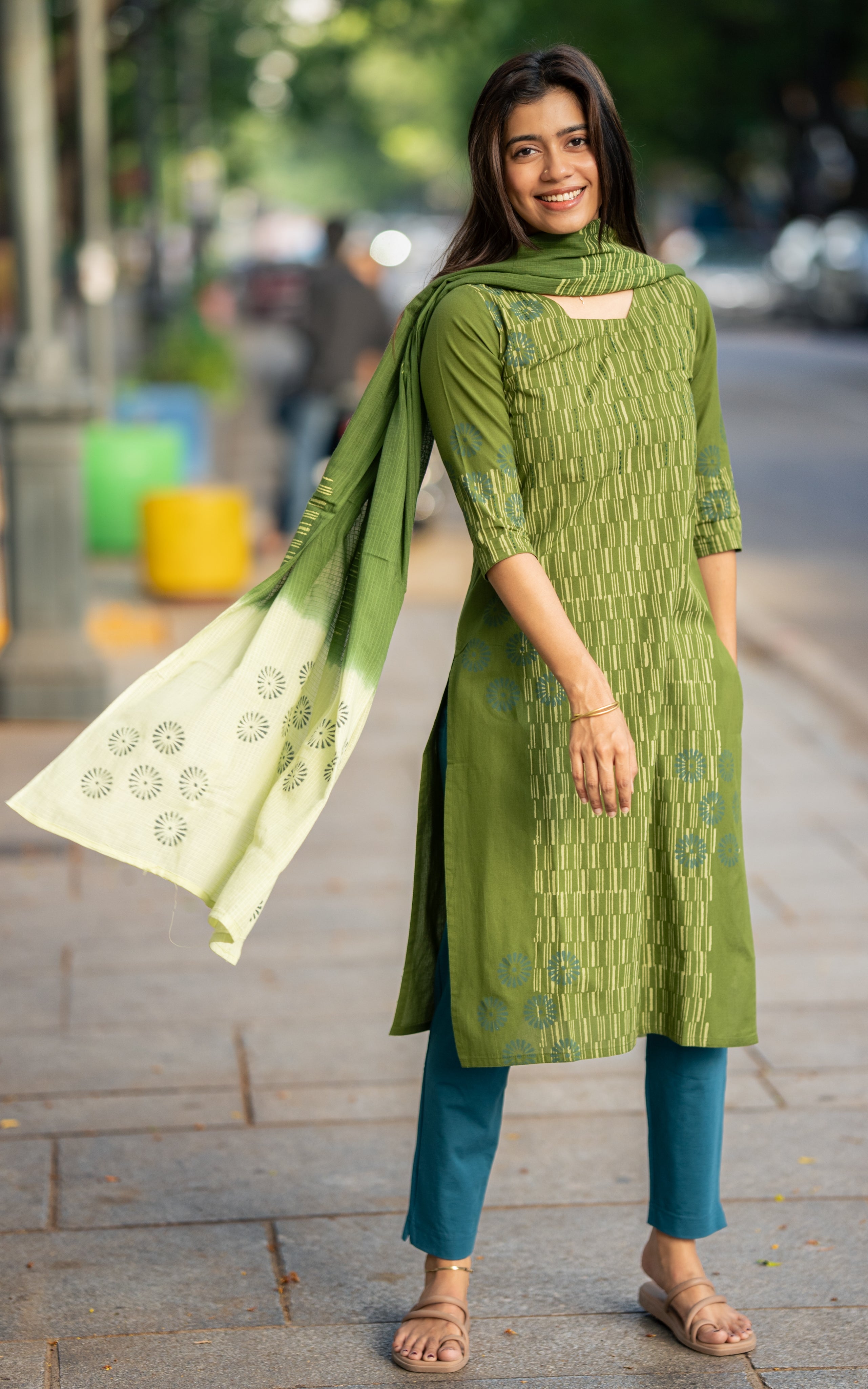 Avanthika A (Kurti+Dupatta)