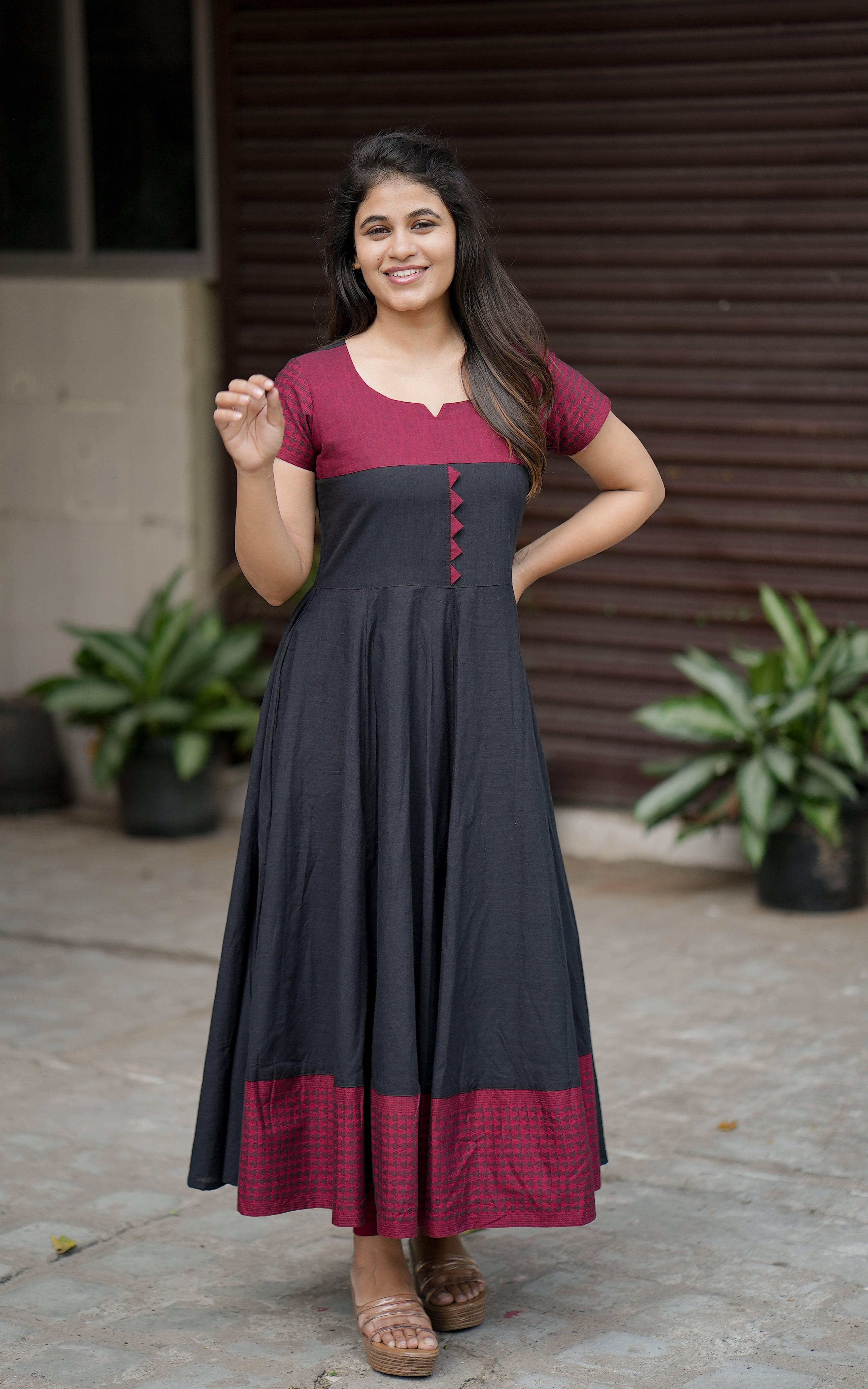 Casual Wear Regular Fit Round Neck Half Sleeve Printed Cotton Kurtis For  Ladies at Best Price in Delhi | Pragti Fashion