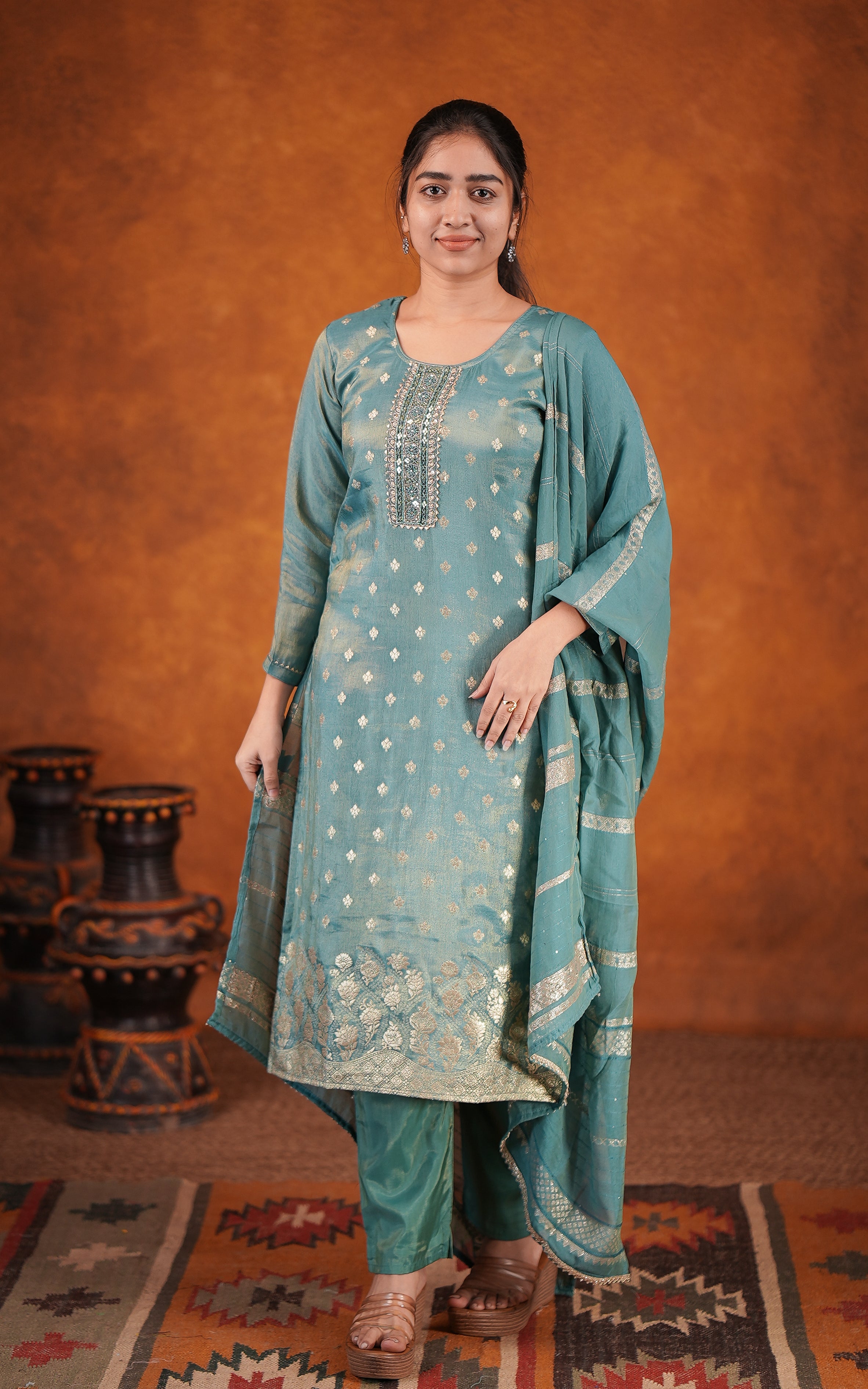 Aazhiarasi B (Kurti+Pant+Dupatta)