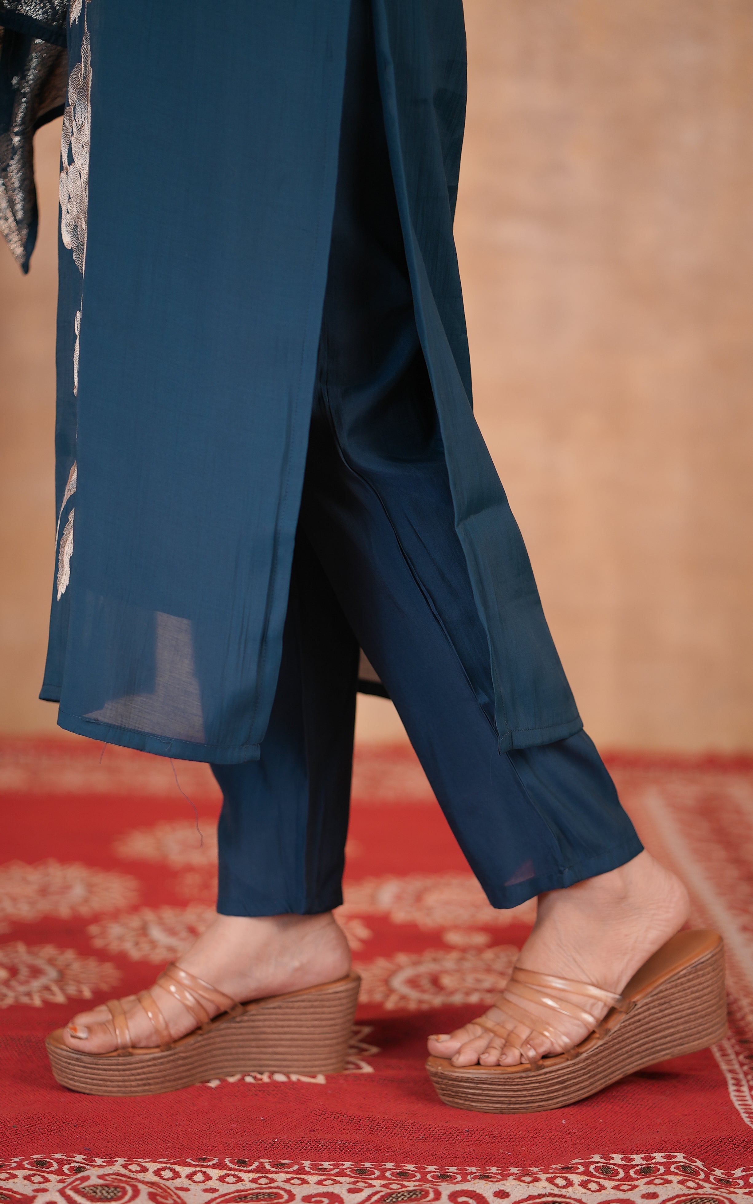 Nishmitha (Kurti+Pant+Dupatta)