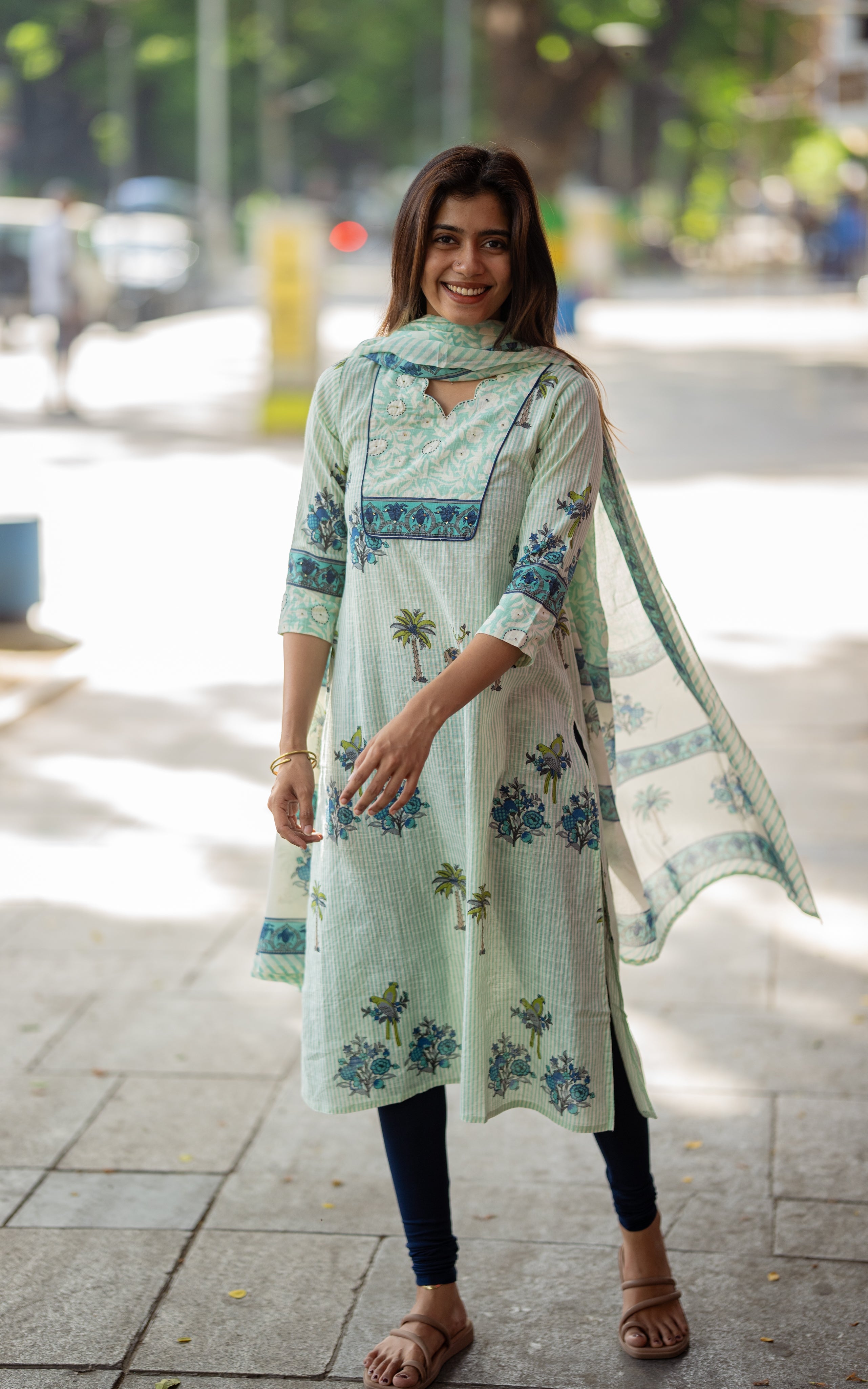 Charumalar A (Kurti+Dupatta)